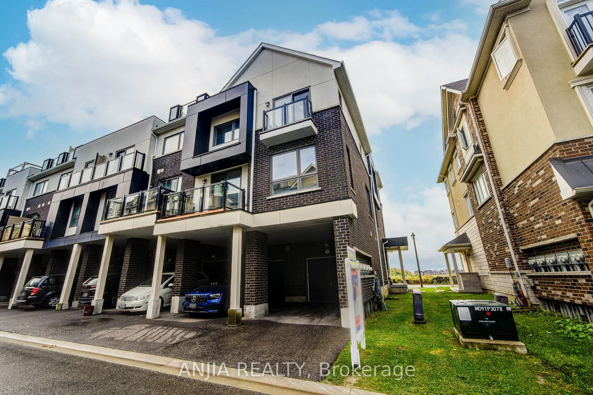 390 Arthur Bonner Avenue, #61
