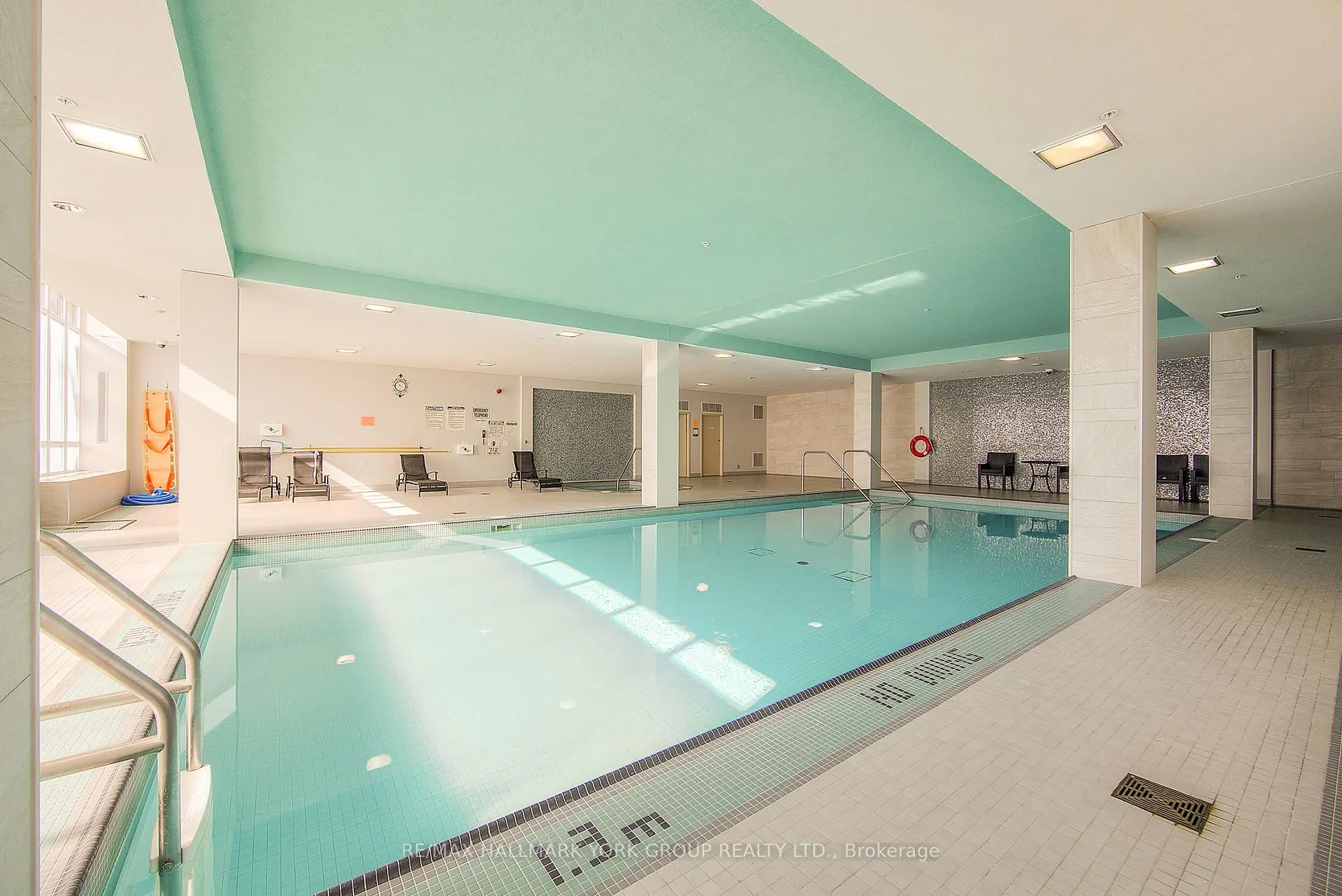 85 North Park Road, #602