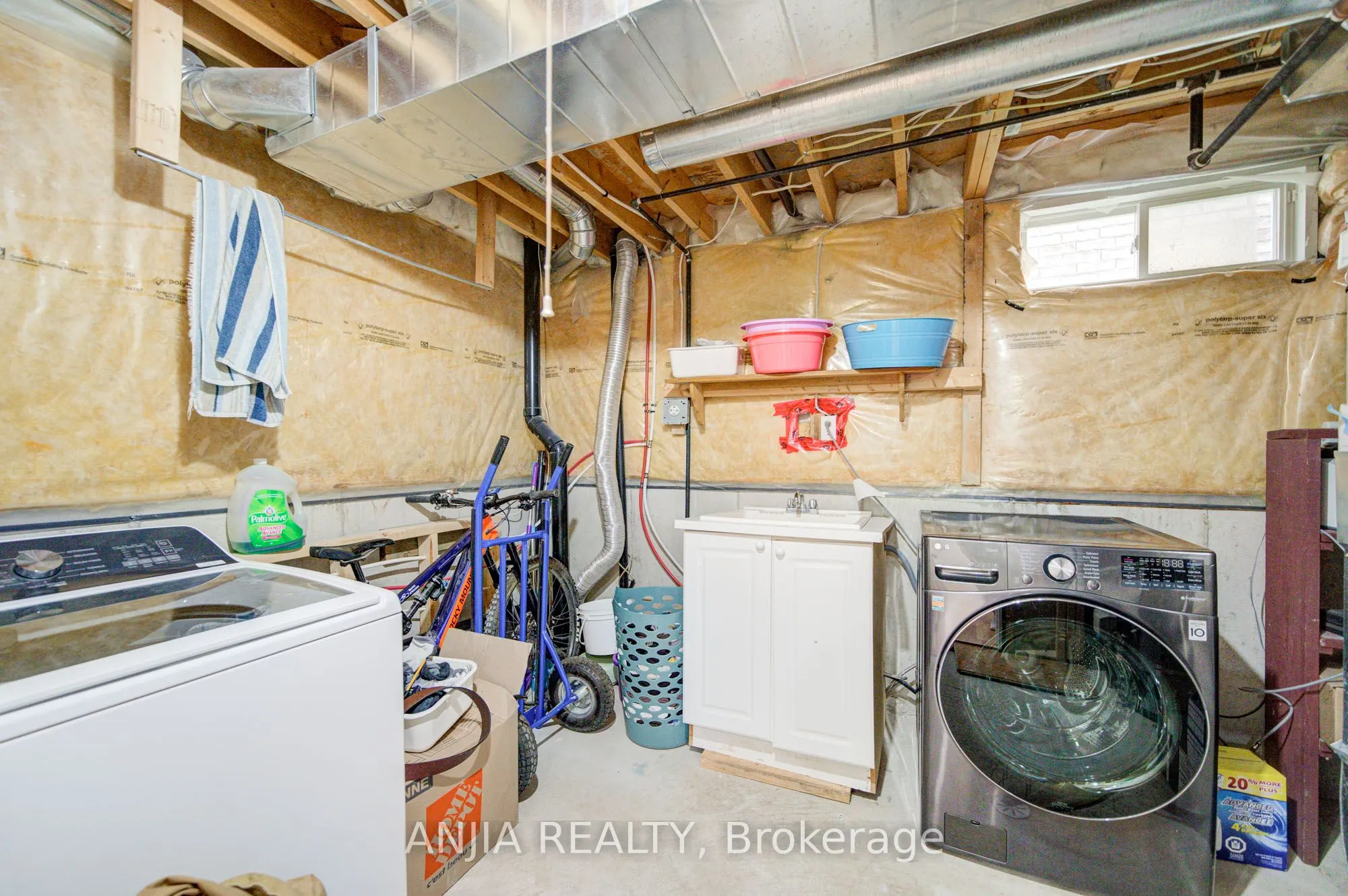 4 James Ratcliff Avenue