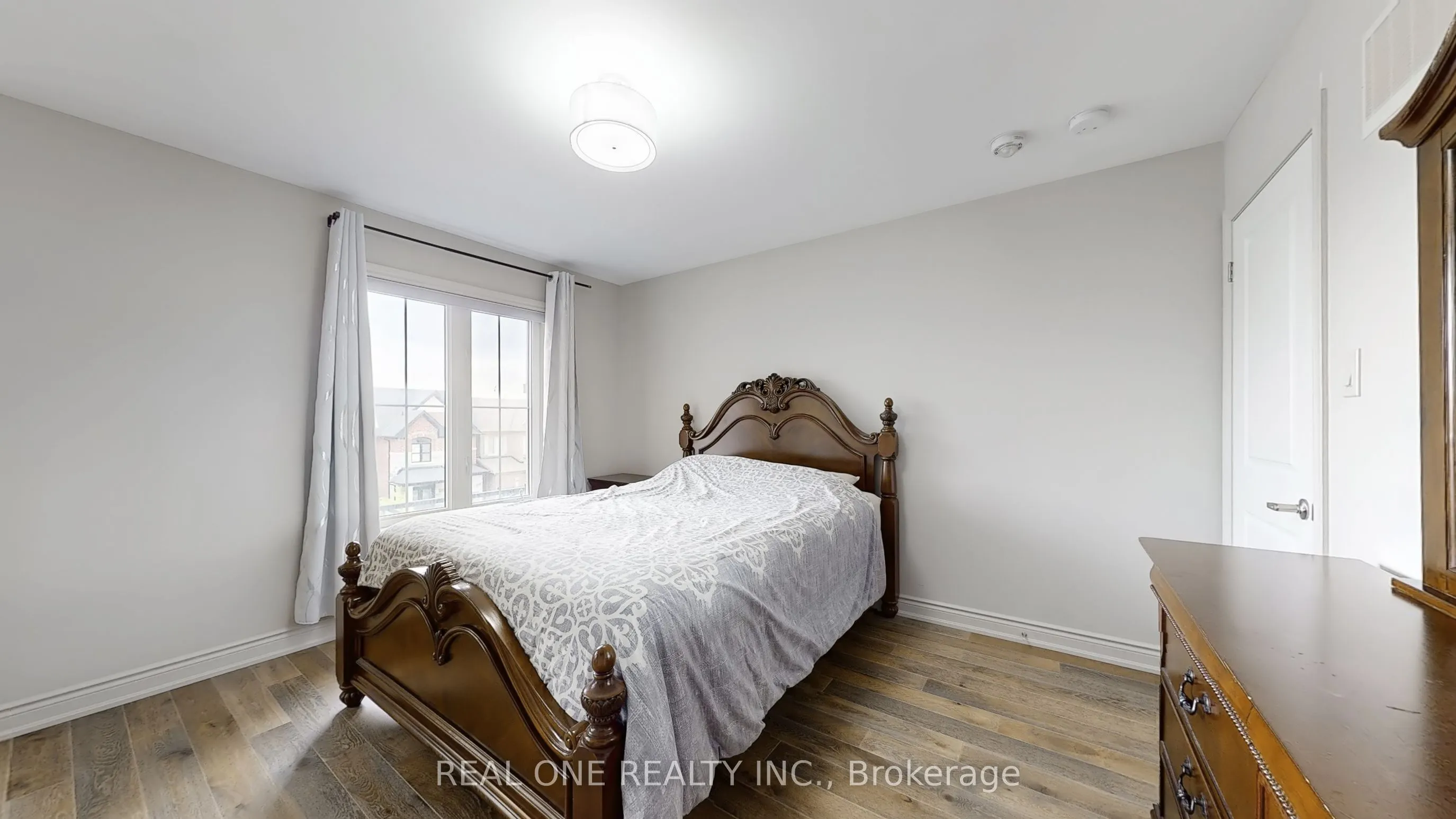 193 Cranbrook Crescent