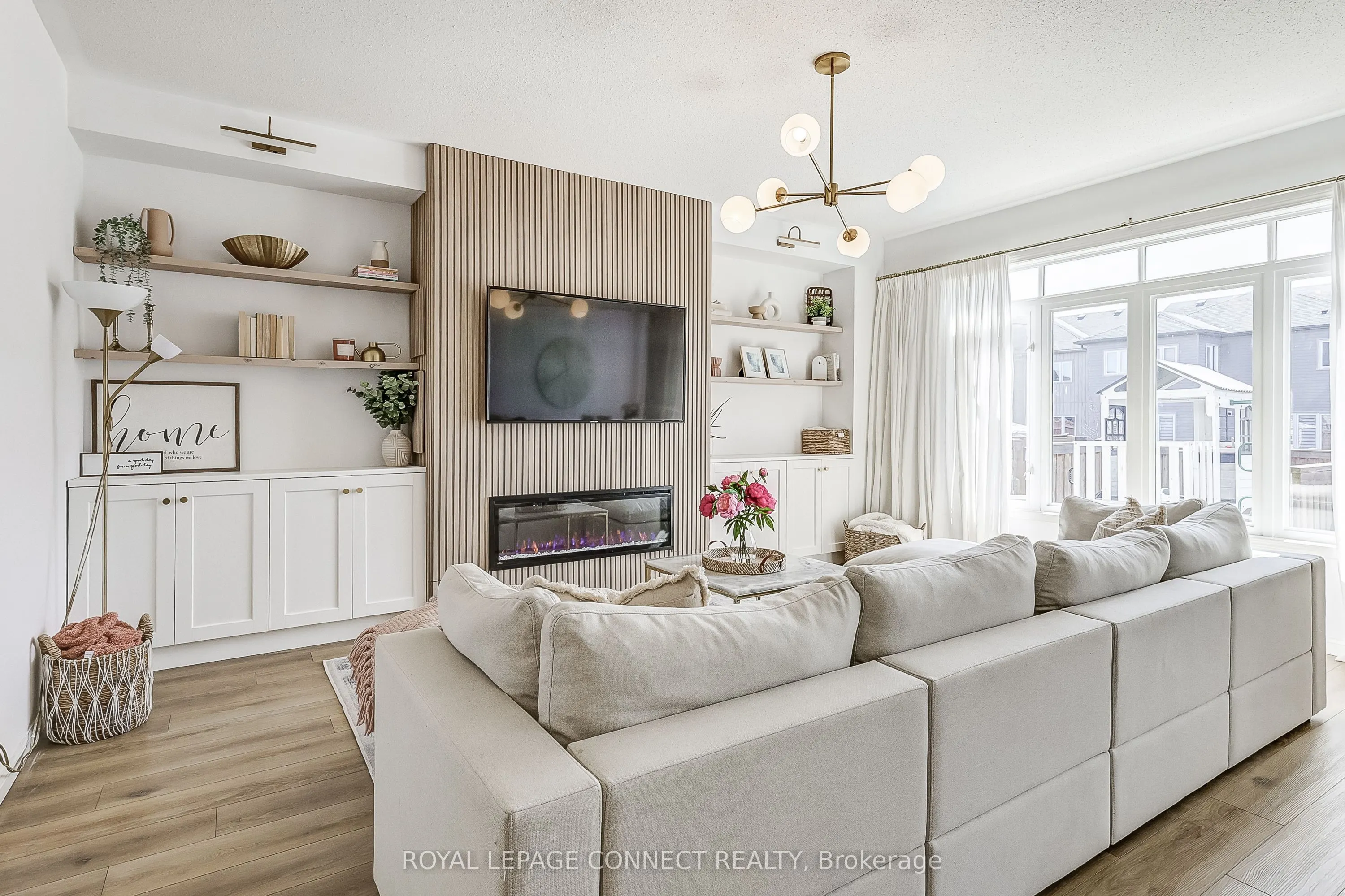 17 Don Hadden Crescent