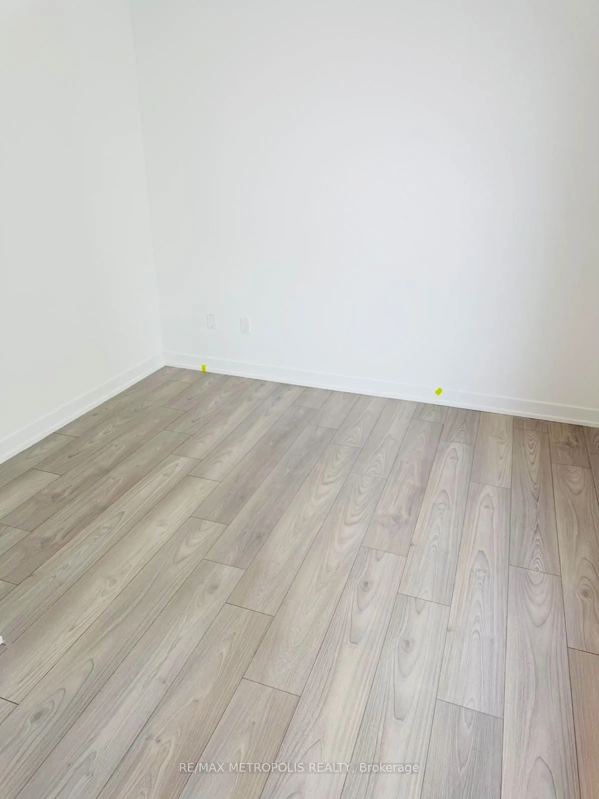 10 Abeja Street, #1115
