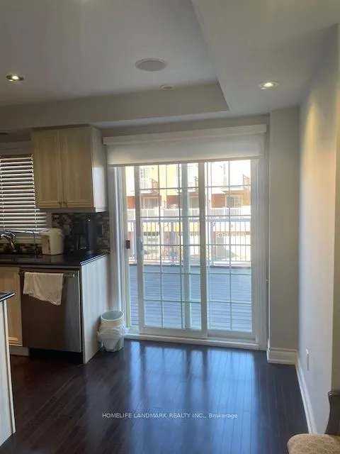 2 Percy Reesor Street