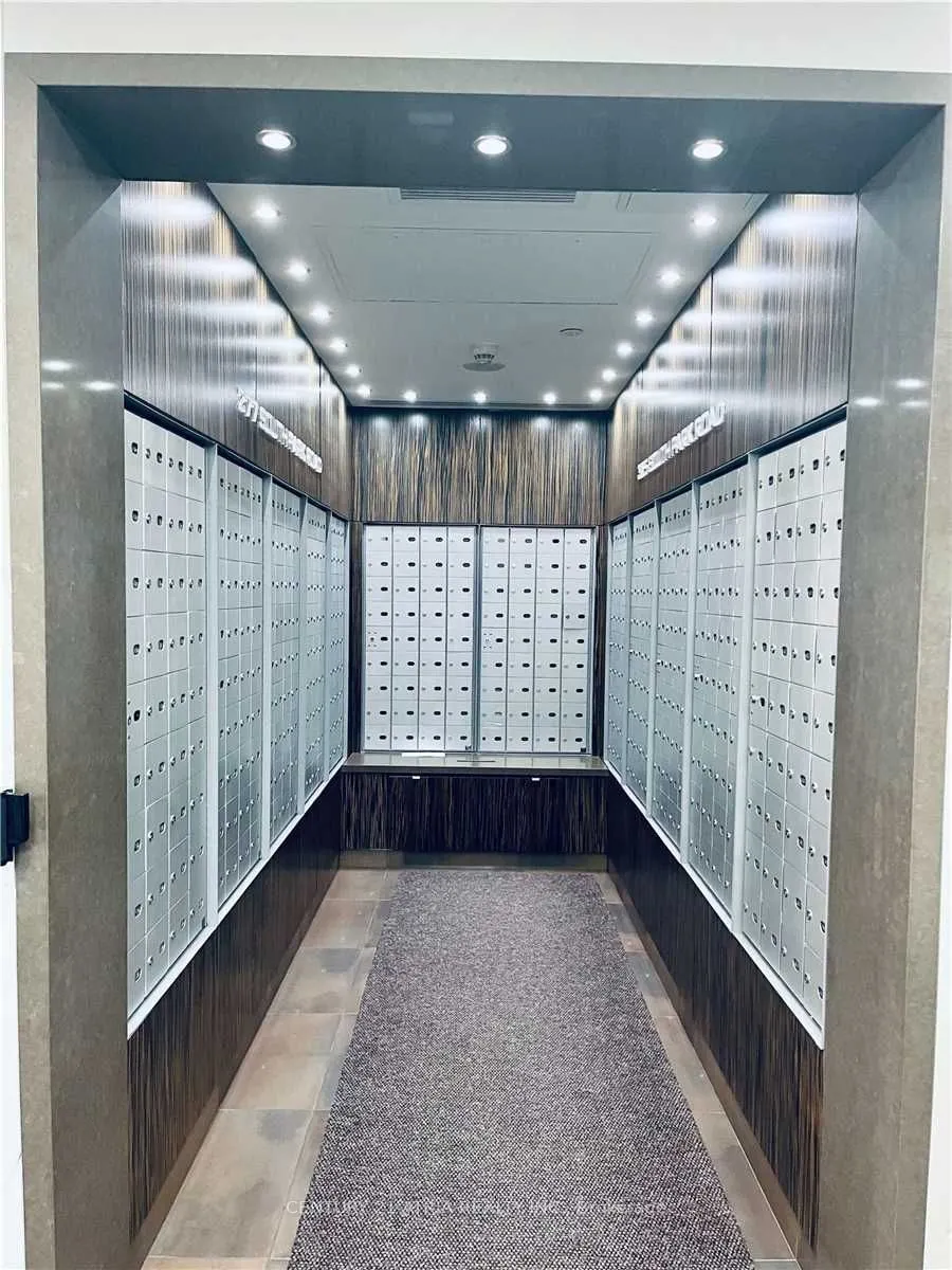 325 South Park Road, #1217