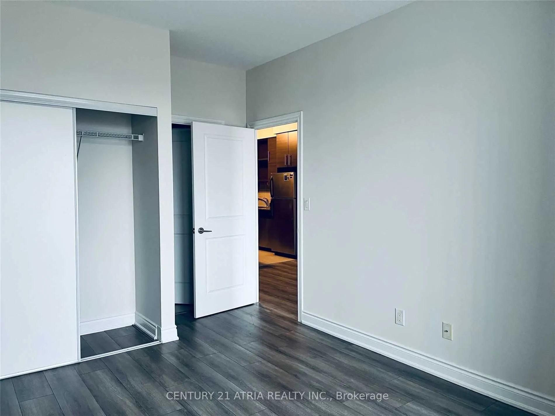 325 South Park Road, #1217