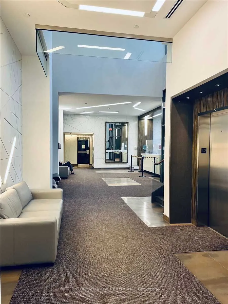 325 South Park Road, #1217