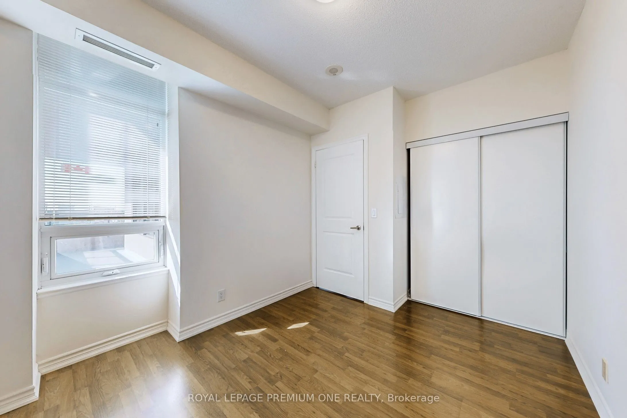 9235 Jane Street, #606
