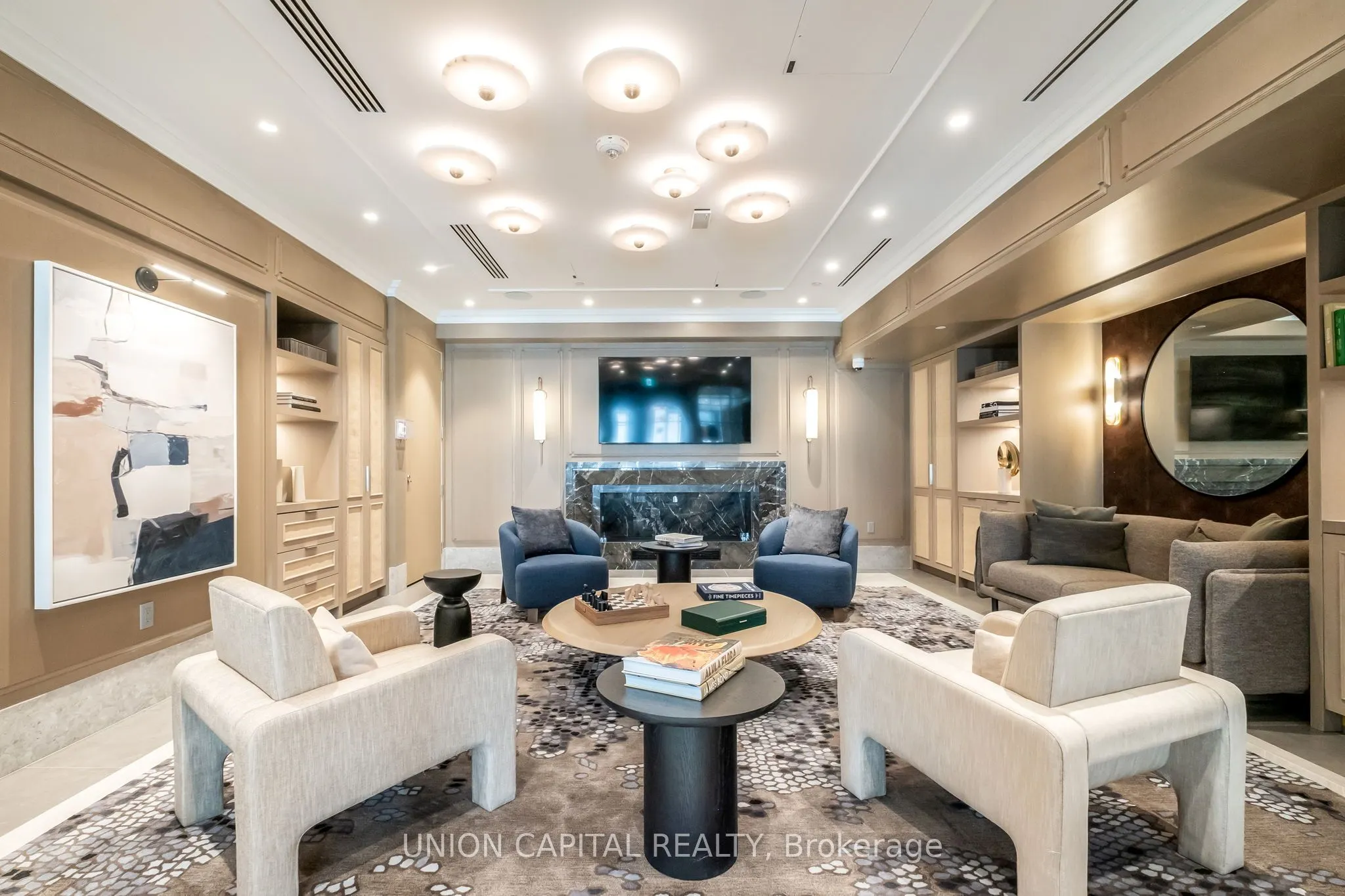 399 Royal Orchard Boulevard, #19