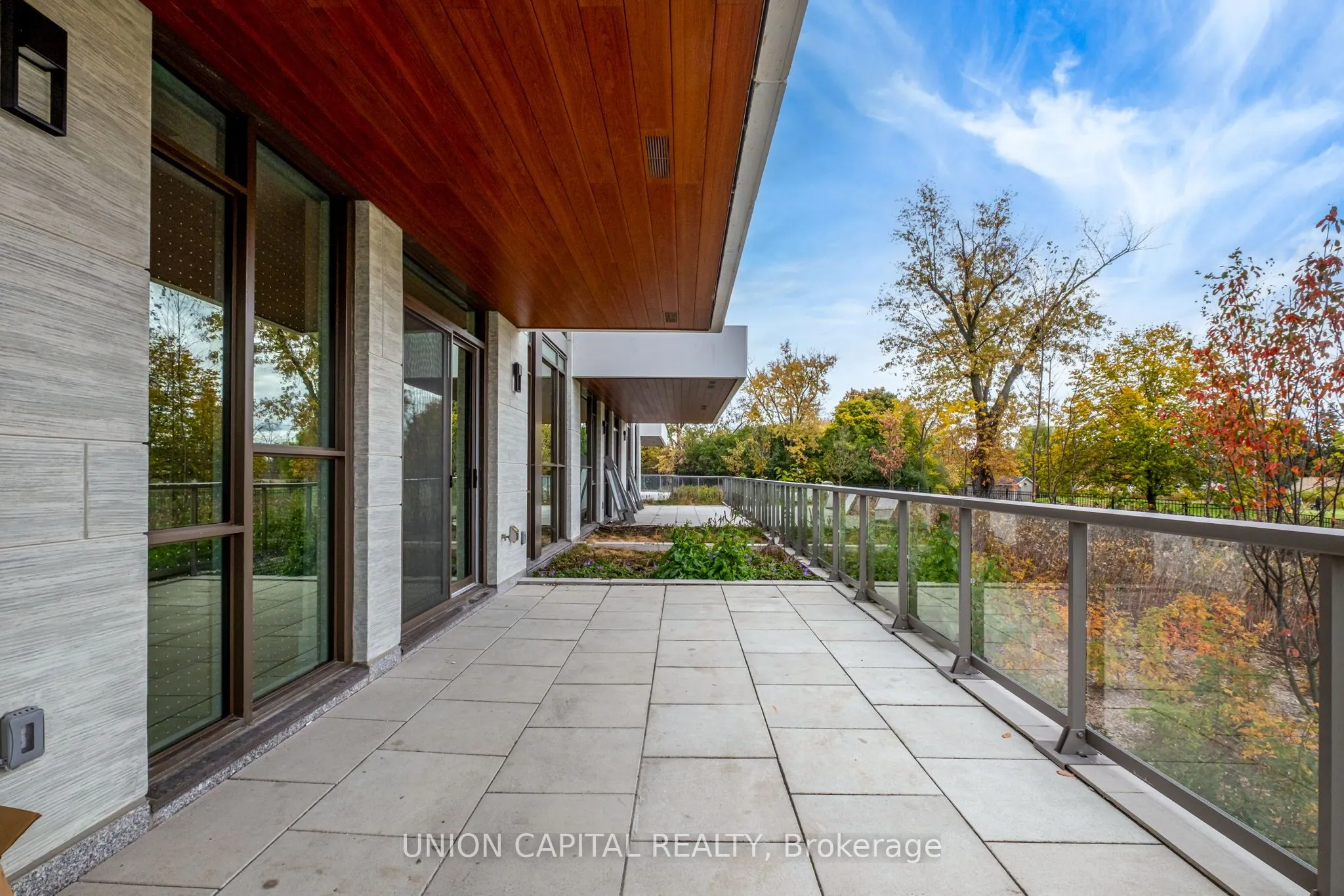 399 Royal Orchard Boulevard, #19