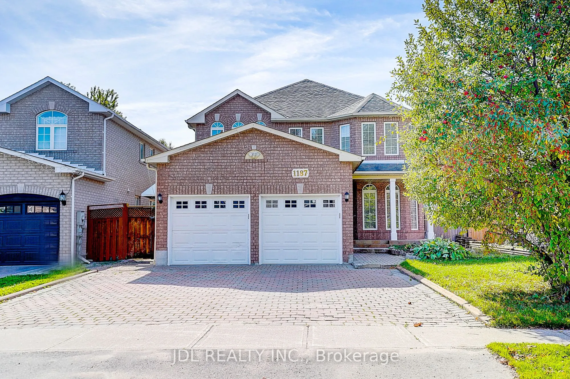 1187 Leslie Drive