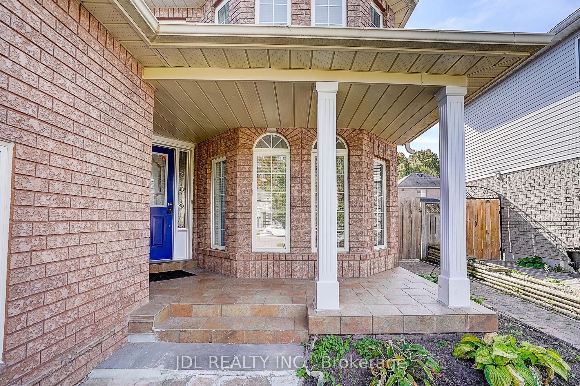1187 Leslie Drive