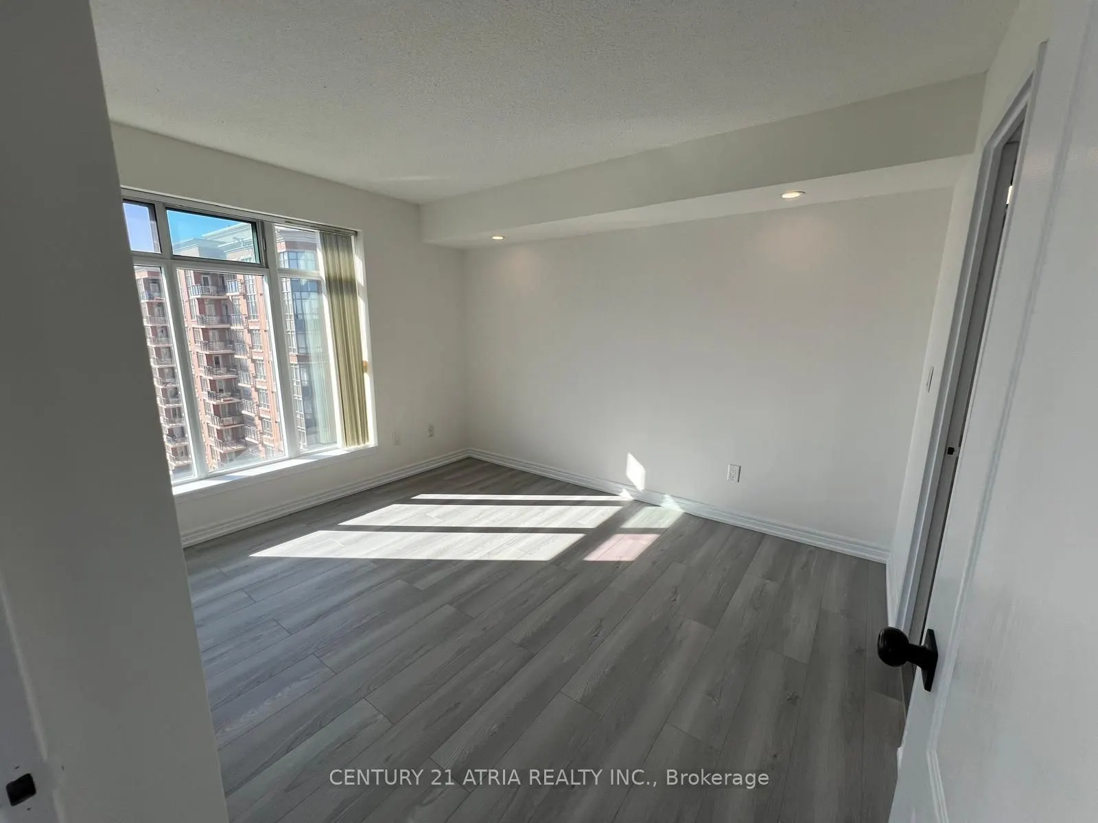 135 Pond Drive, #1110