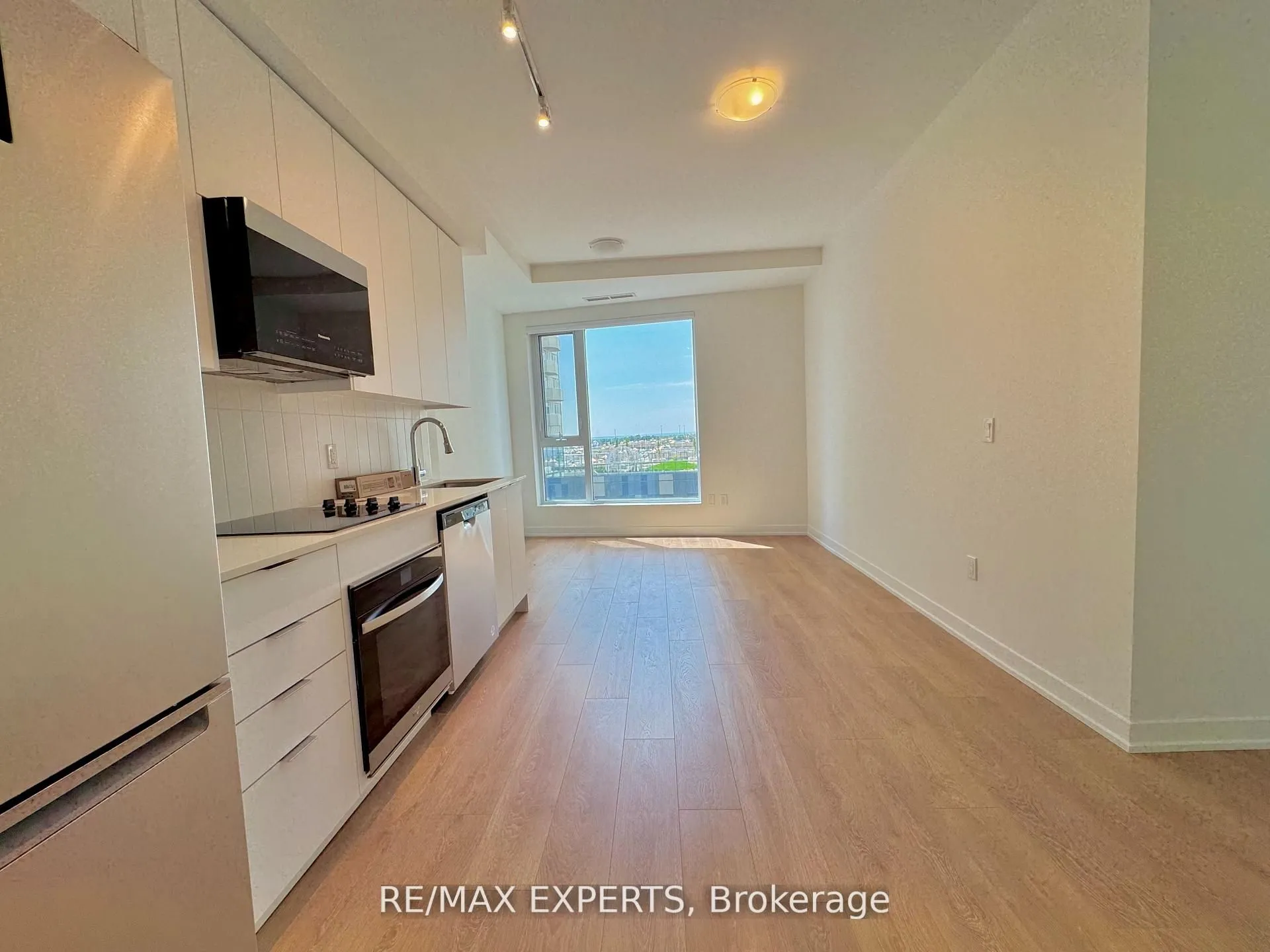474 Caldari Road, #605