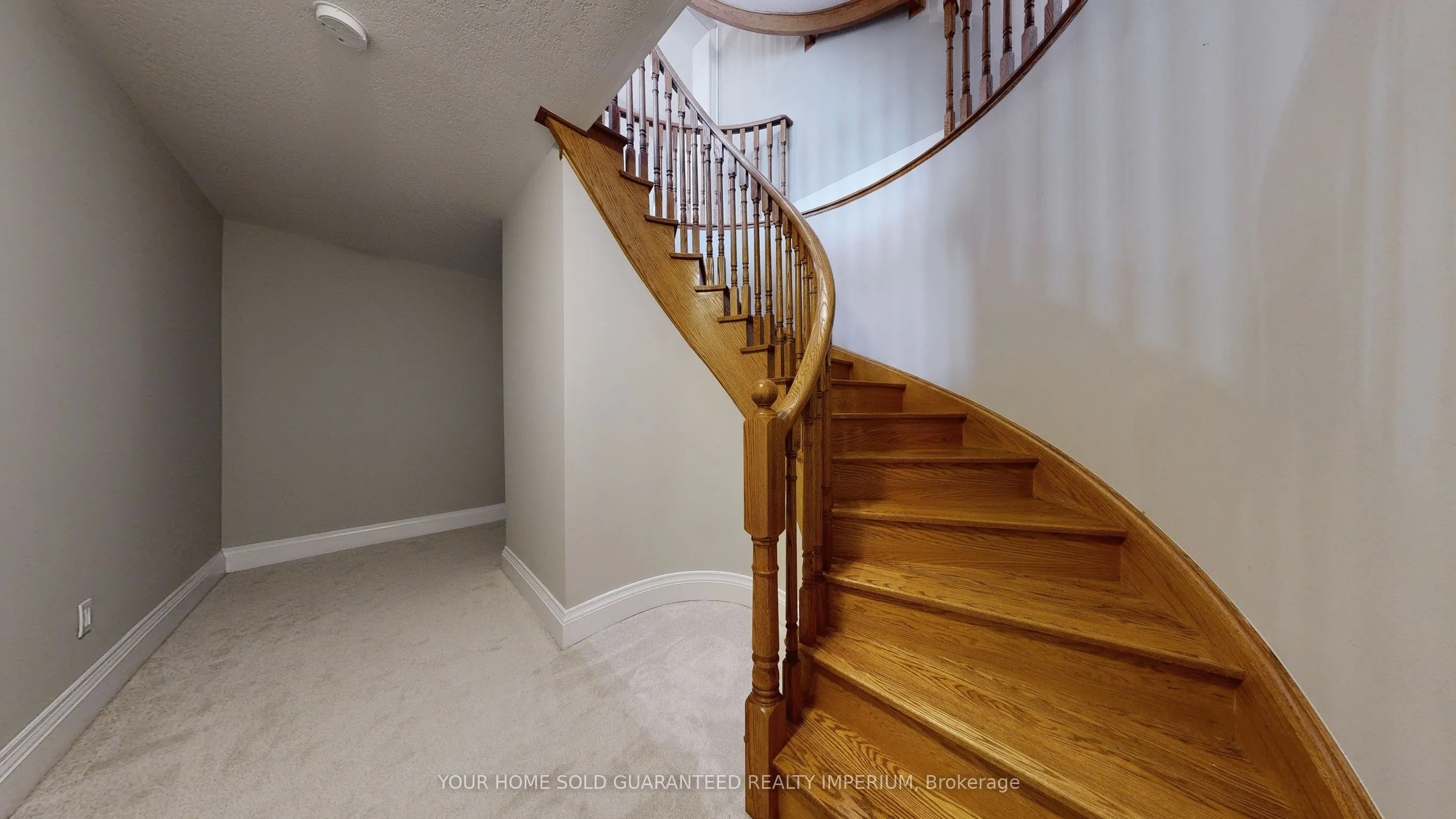 24 Wyndance Way