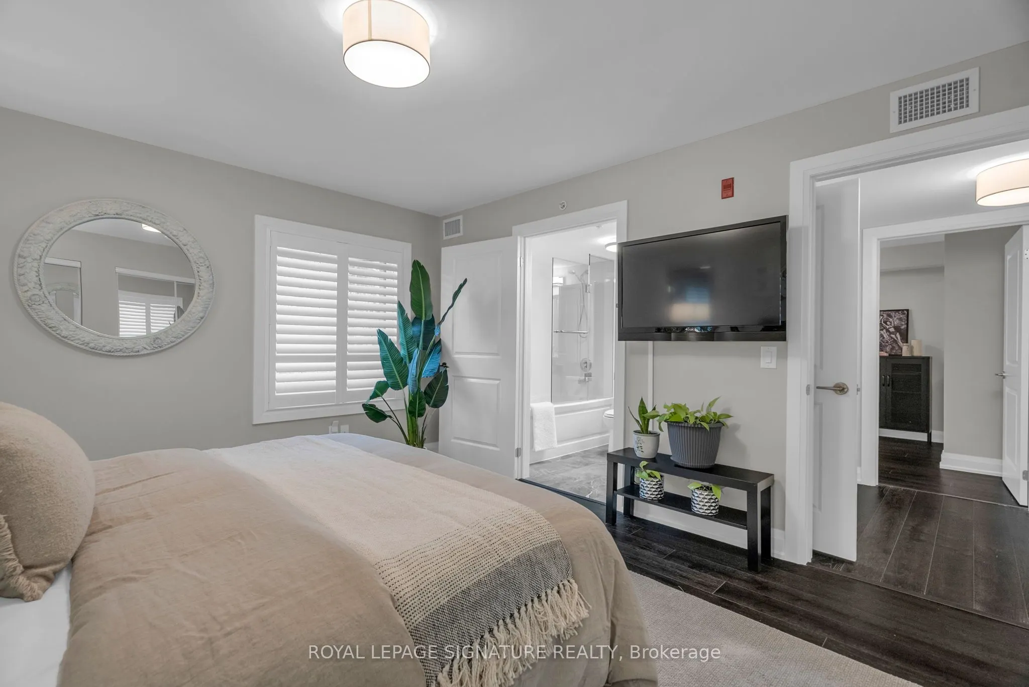 481 Rupert Avenue, #204