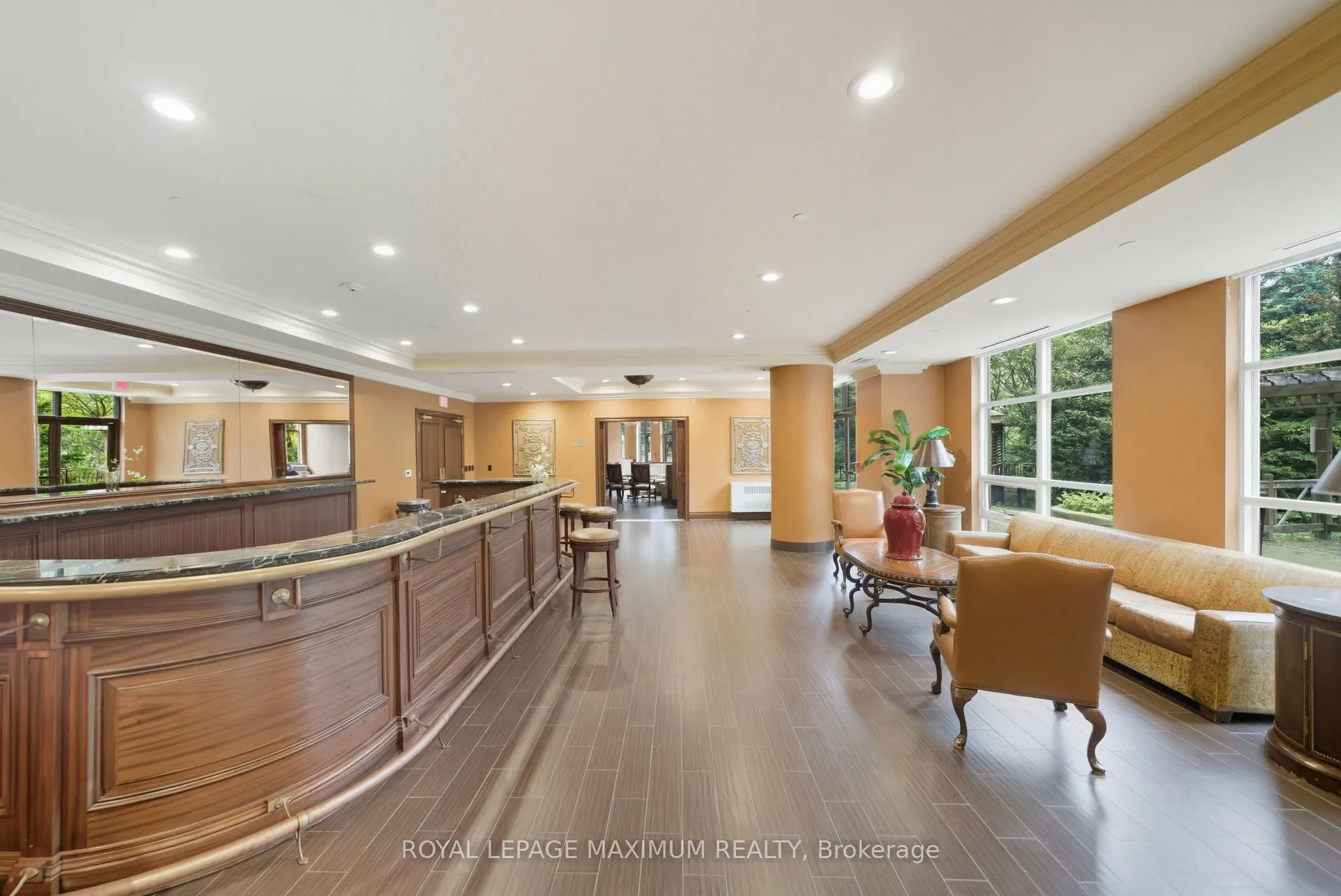 9225 Jane Street, #714