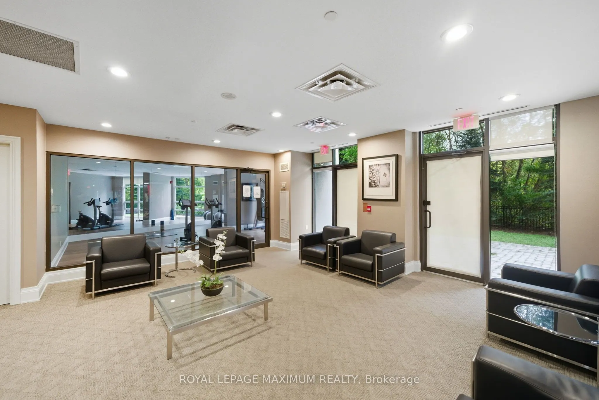 9225 Jane Street, #714