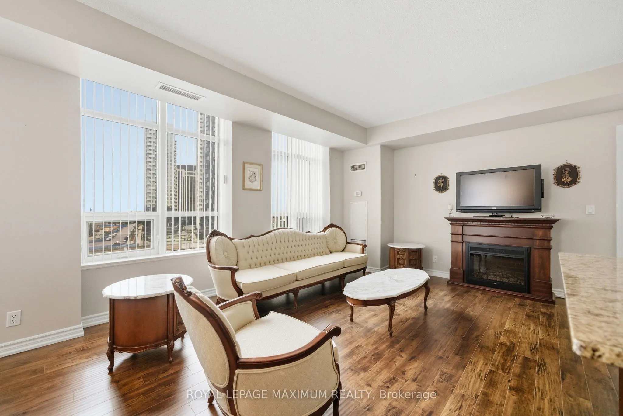 9225 Jane Street, #714