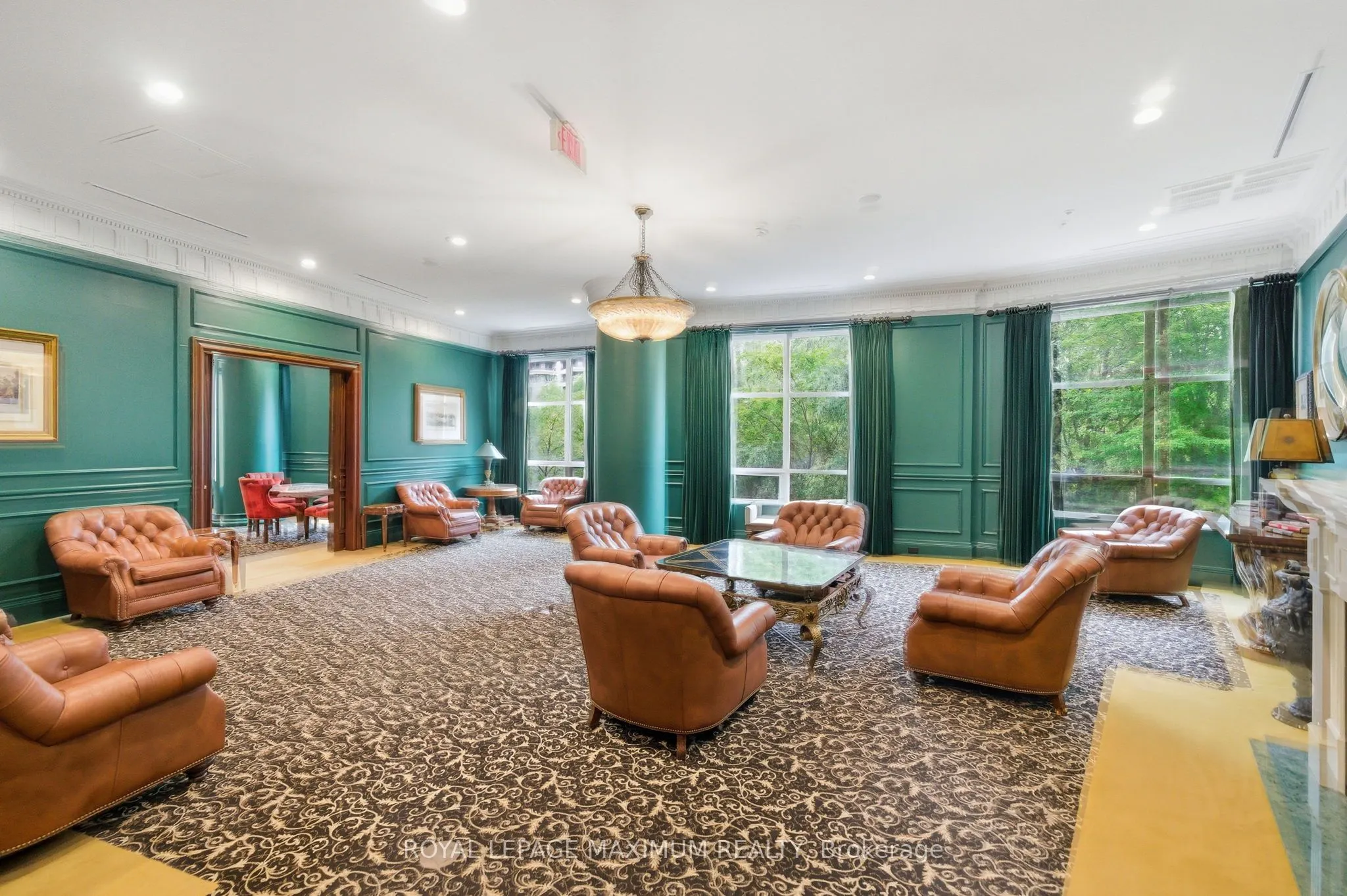 9225 Jane Street, #714
