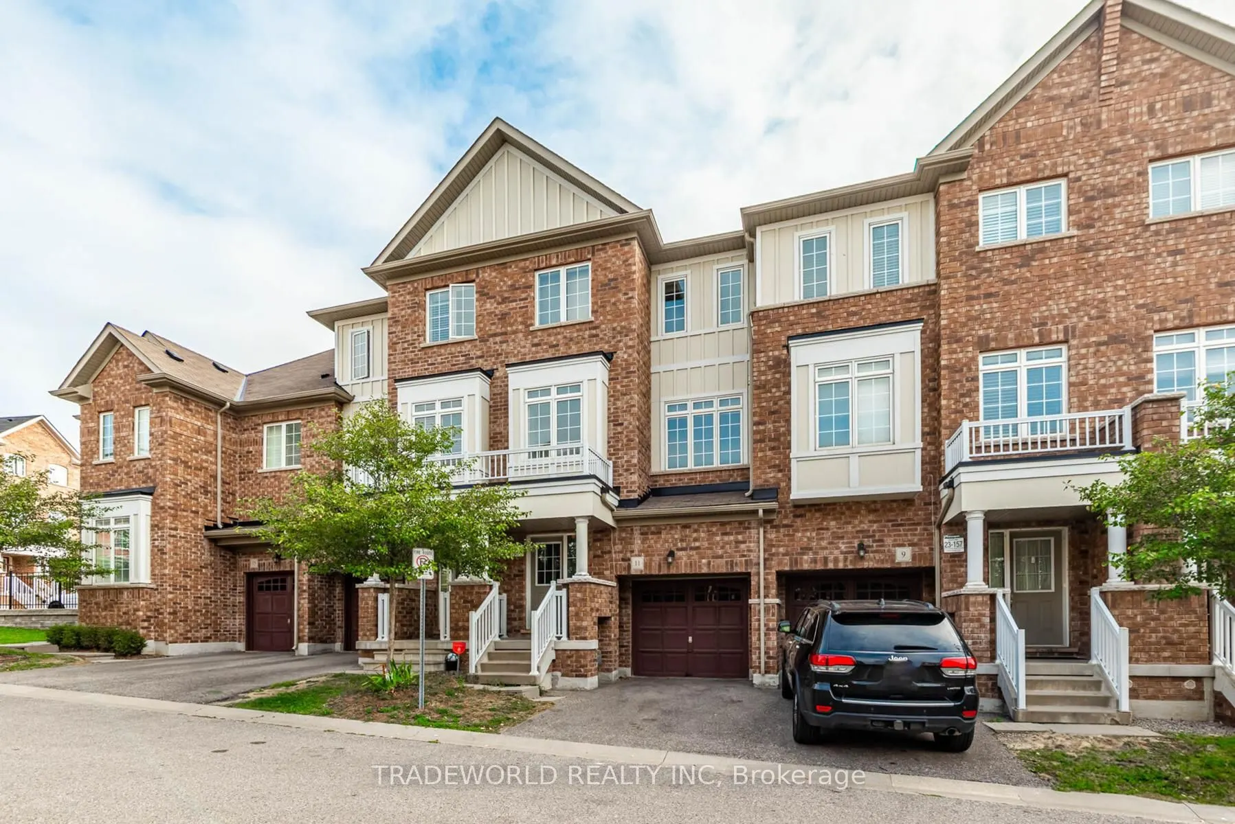 11 Roy Grove Way, #158