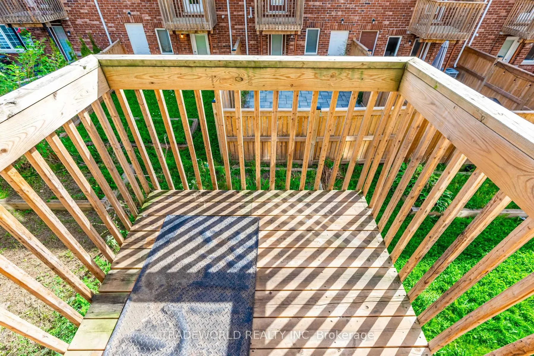 11 Roy Grove Way, #158