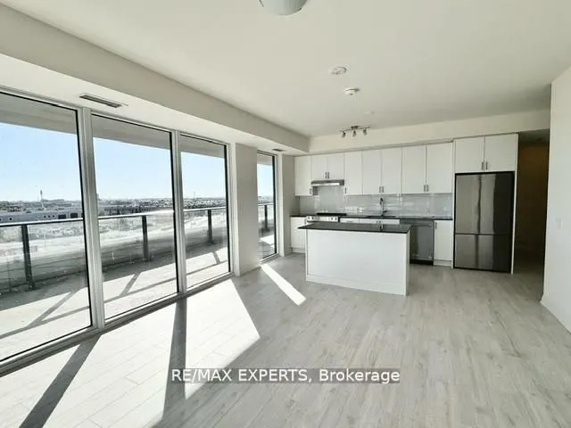 8960 Jane Street, #424