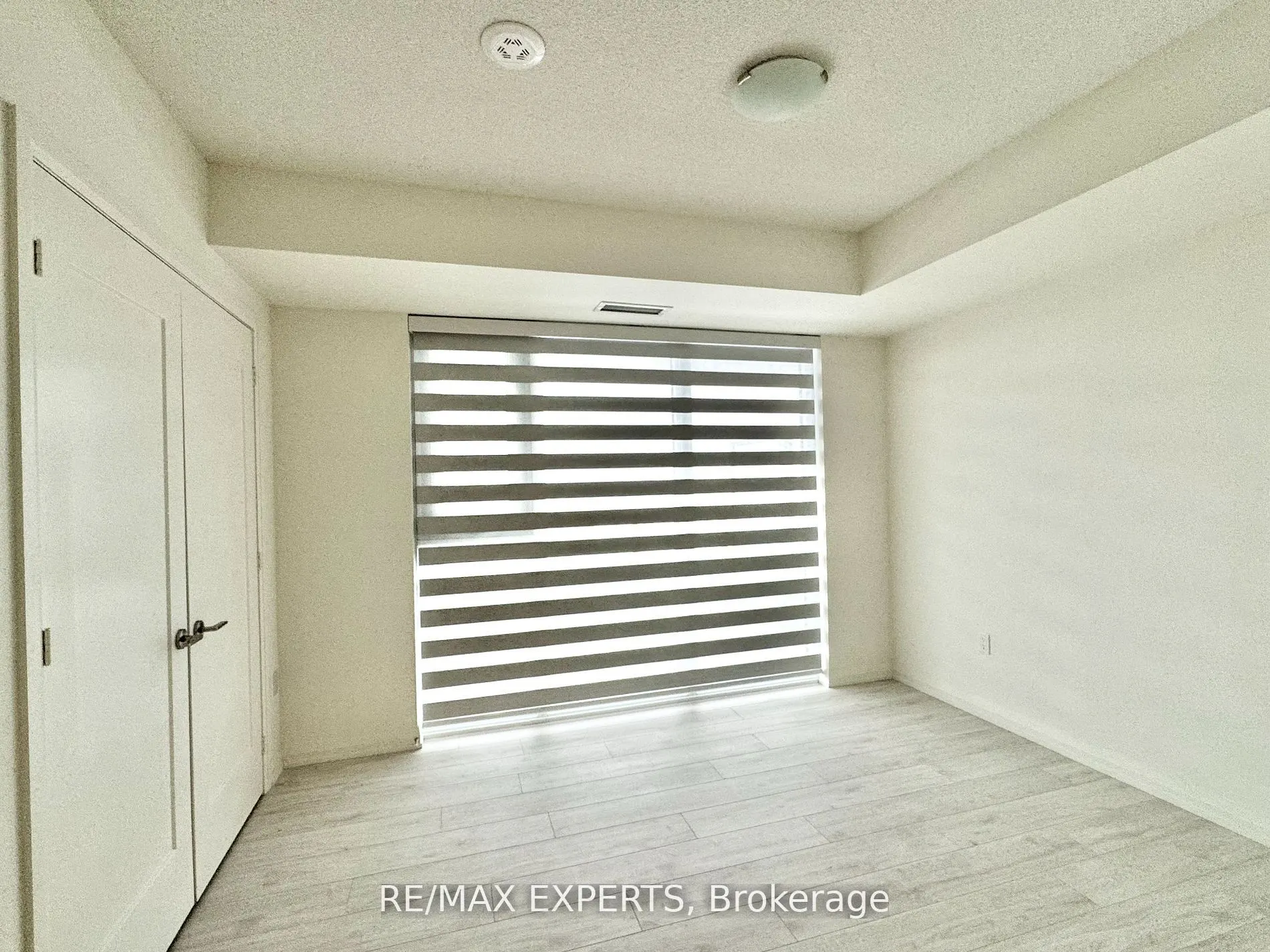8960 Jane Street, #424