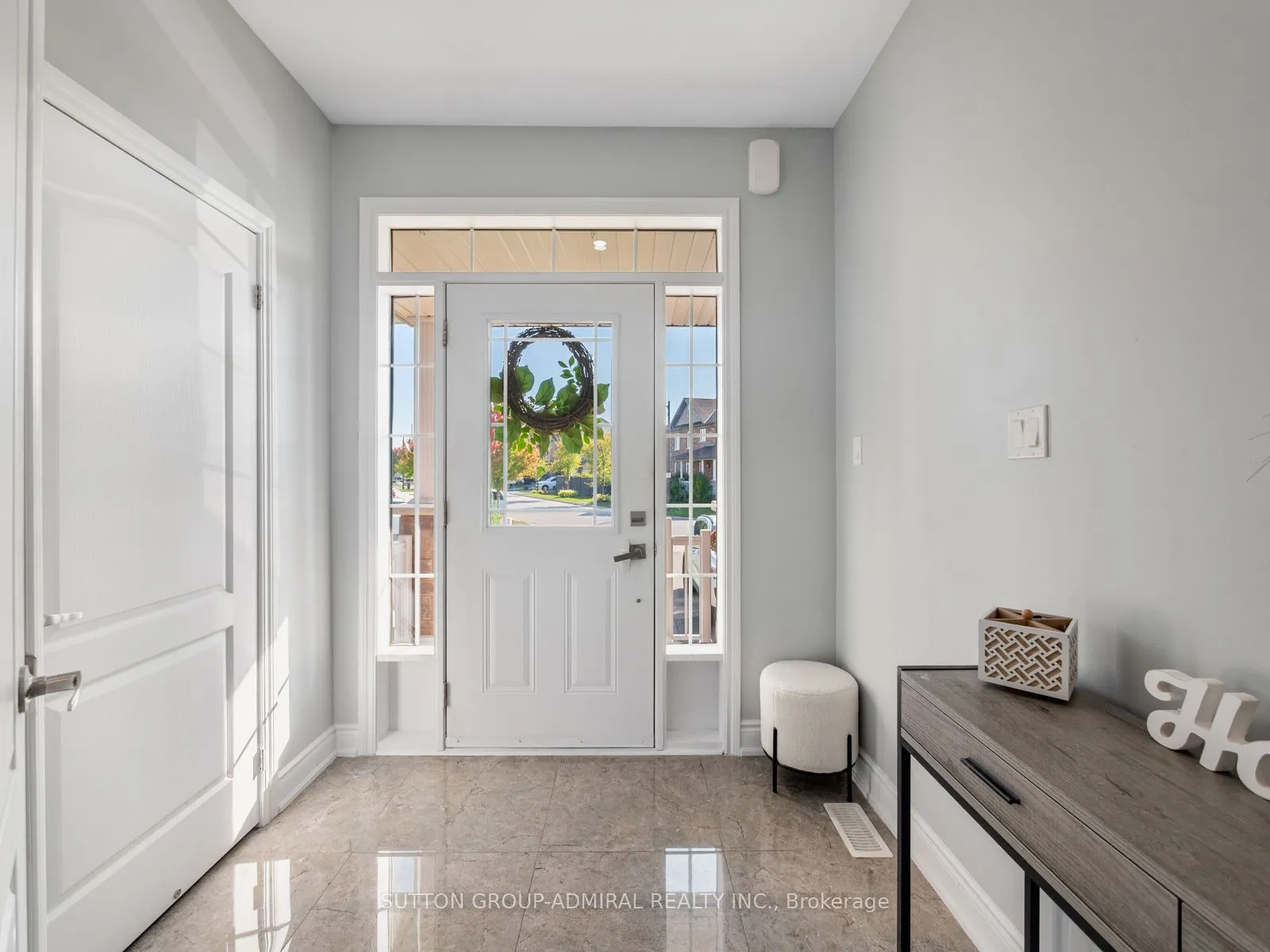 186 Romanelli Crescent
