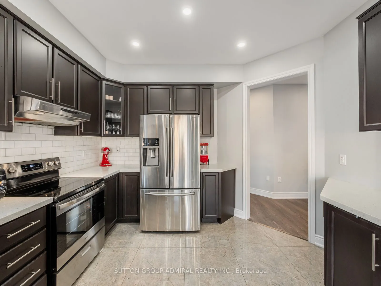 186 Romanelli Crescent