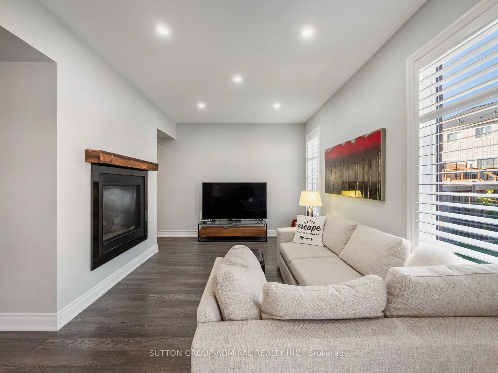 186 Romanelli Crescent