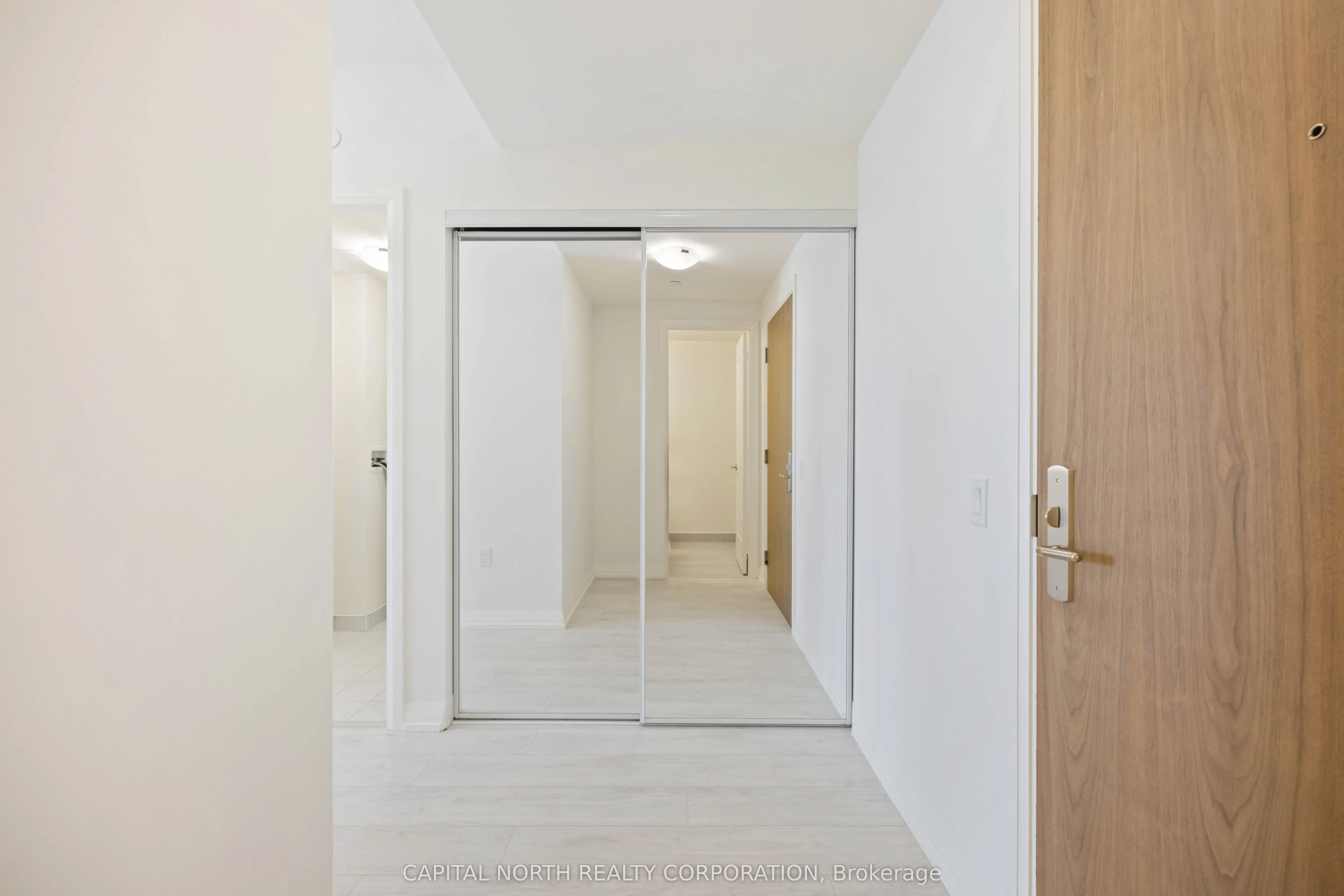 27 Korda Gate, #508