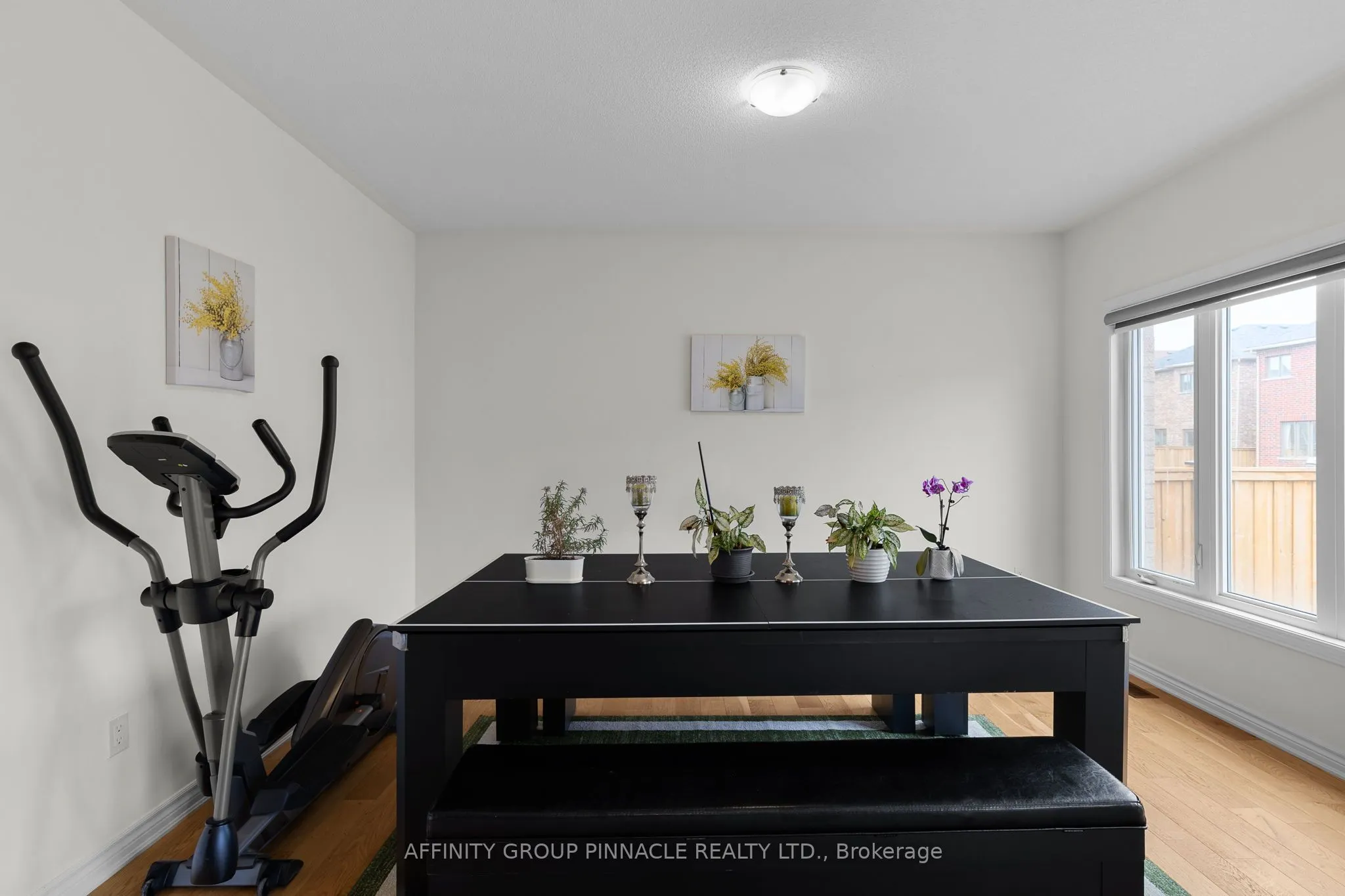 18 Stoddart Street