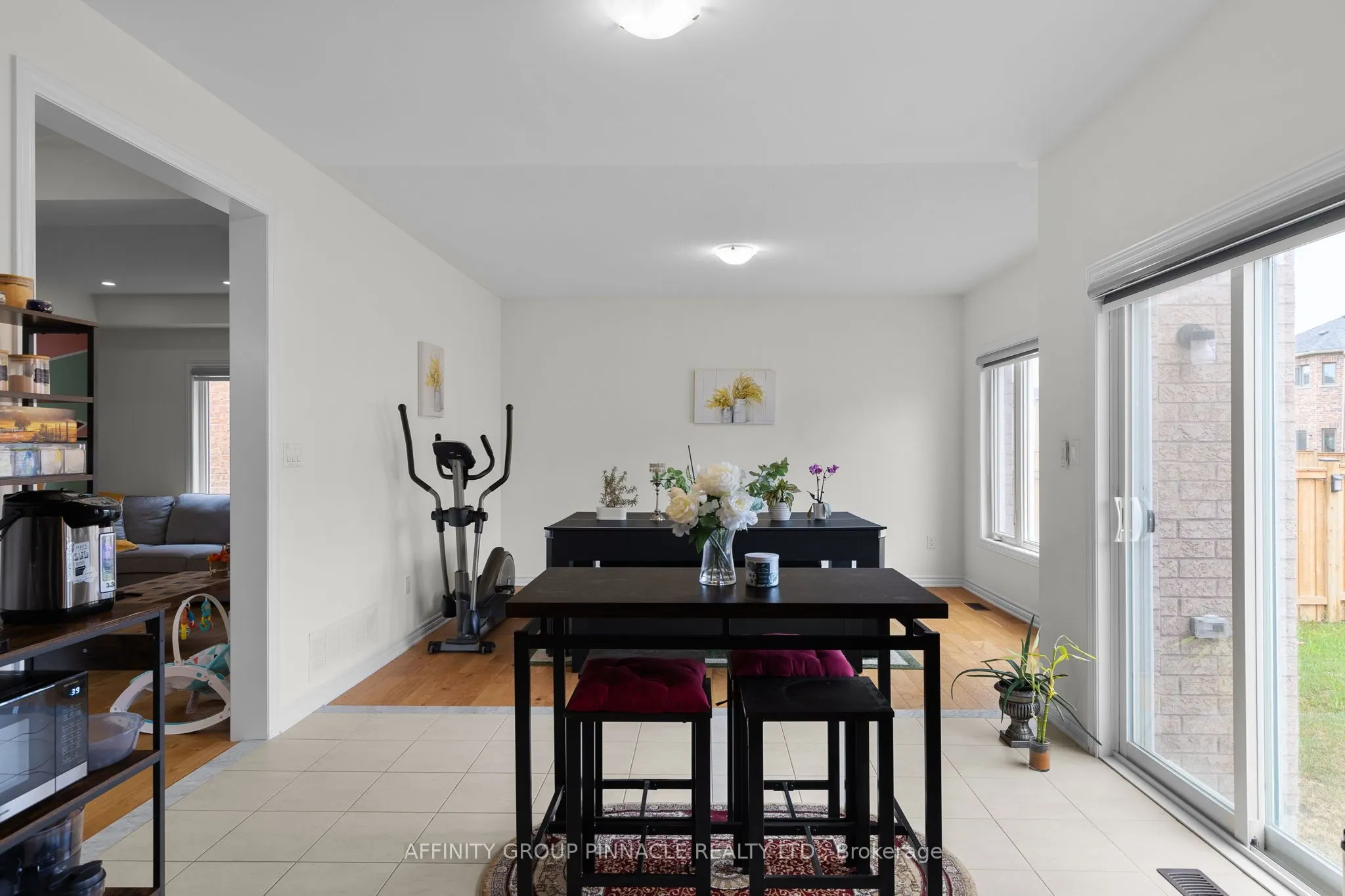 18 Stoddart Street