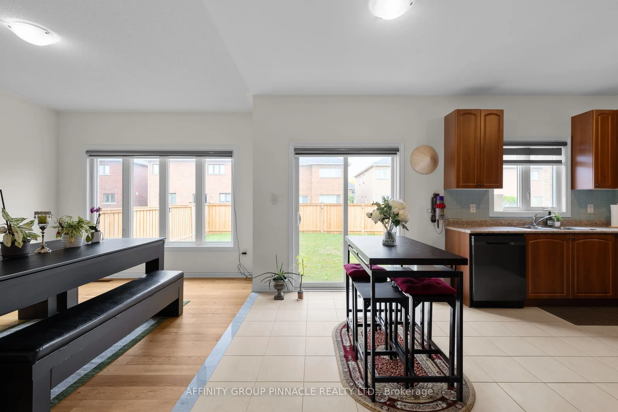 18 Stoddart Street
