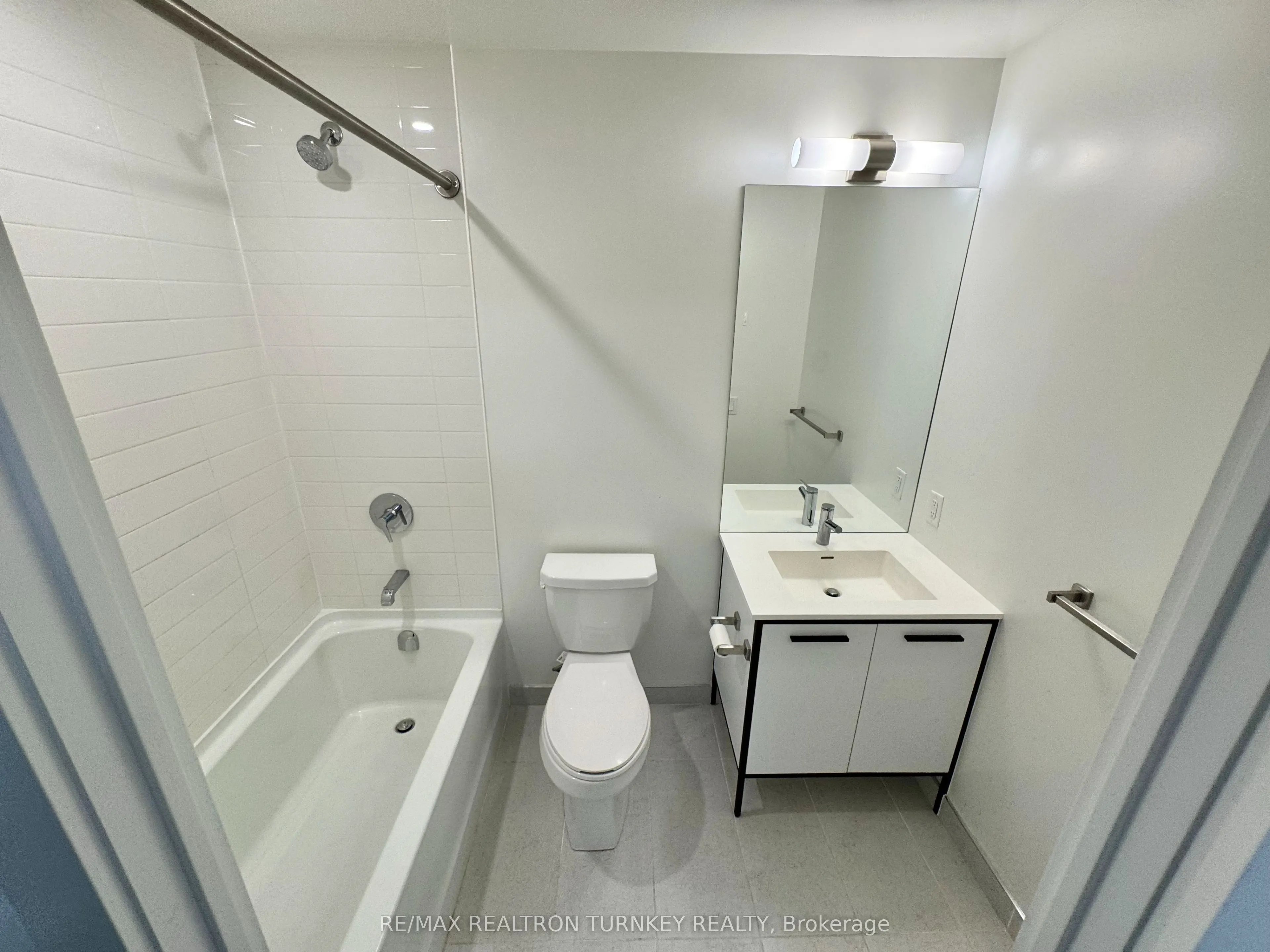 185 Deerfield Road, #018