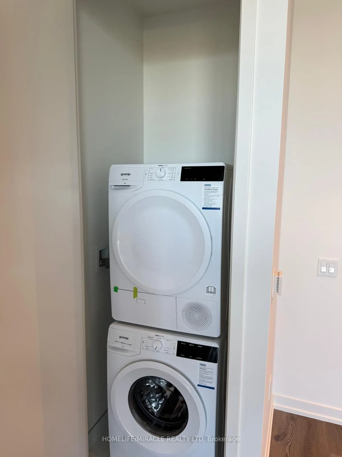 28 Interchange Way, #4307