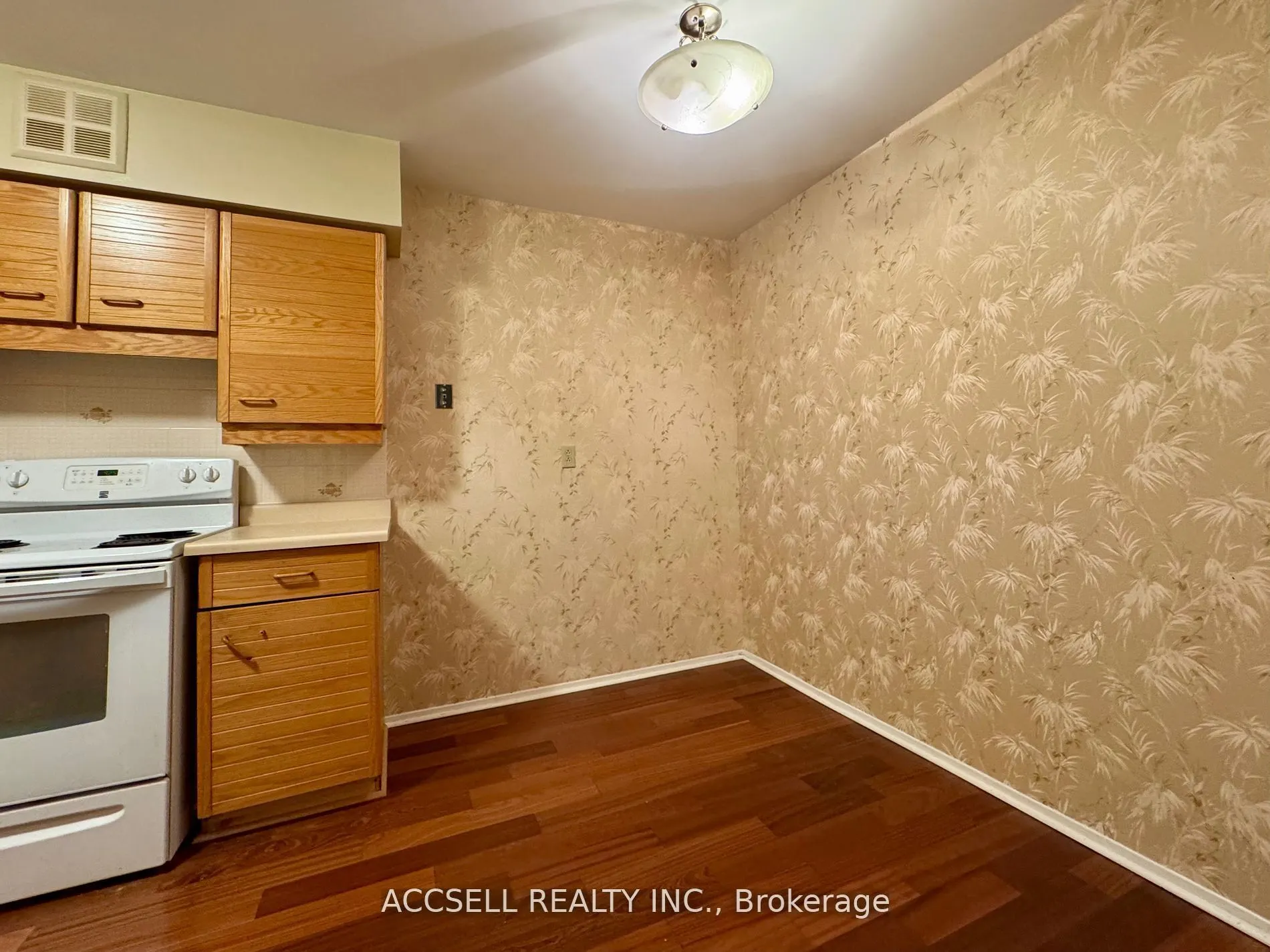 25 Austin Drive, #522