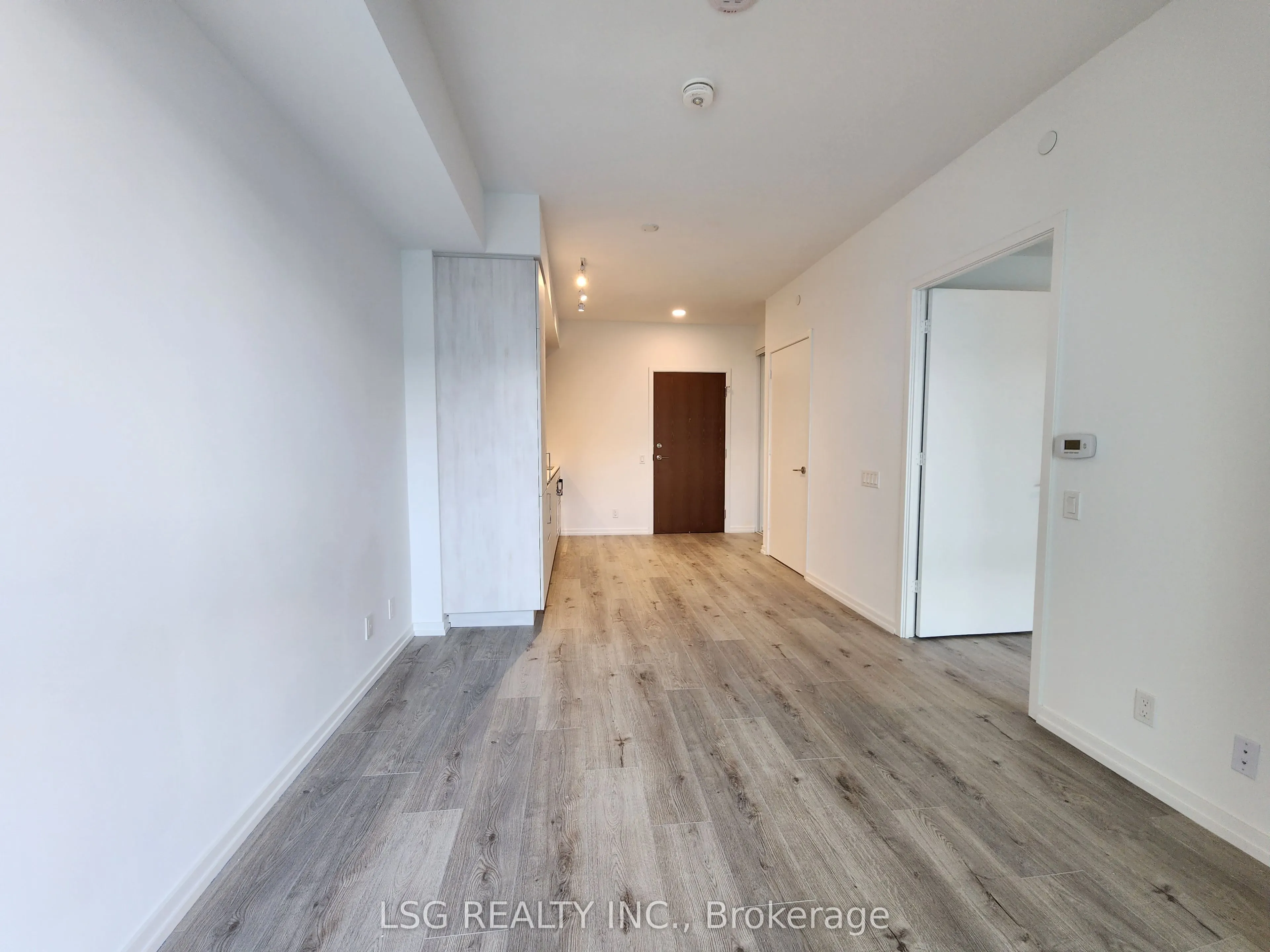 7890 Jane Street, #3810