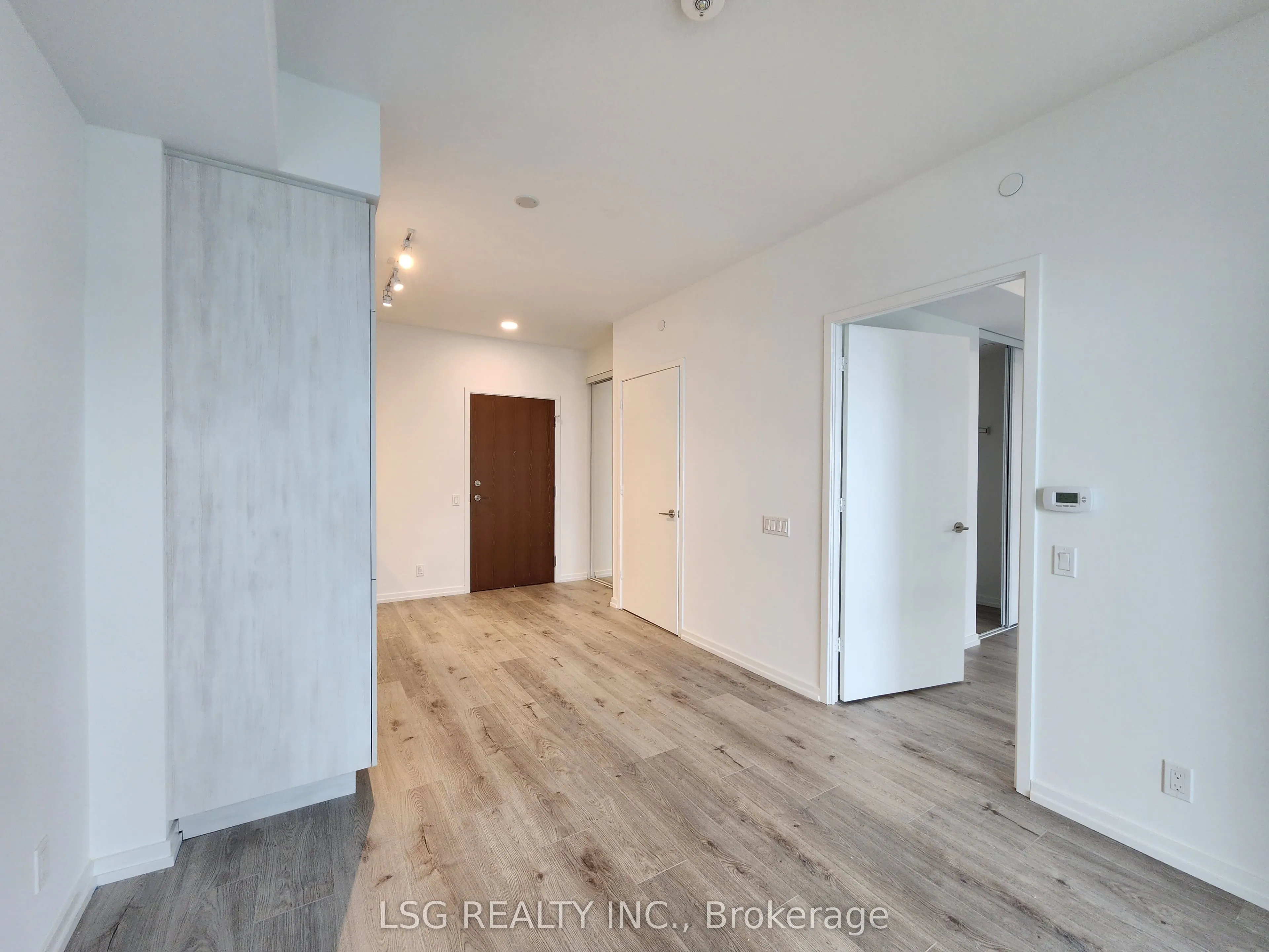 7890 Jane Street, #3810