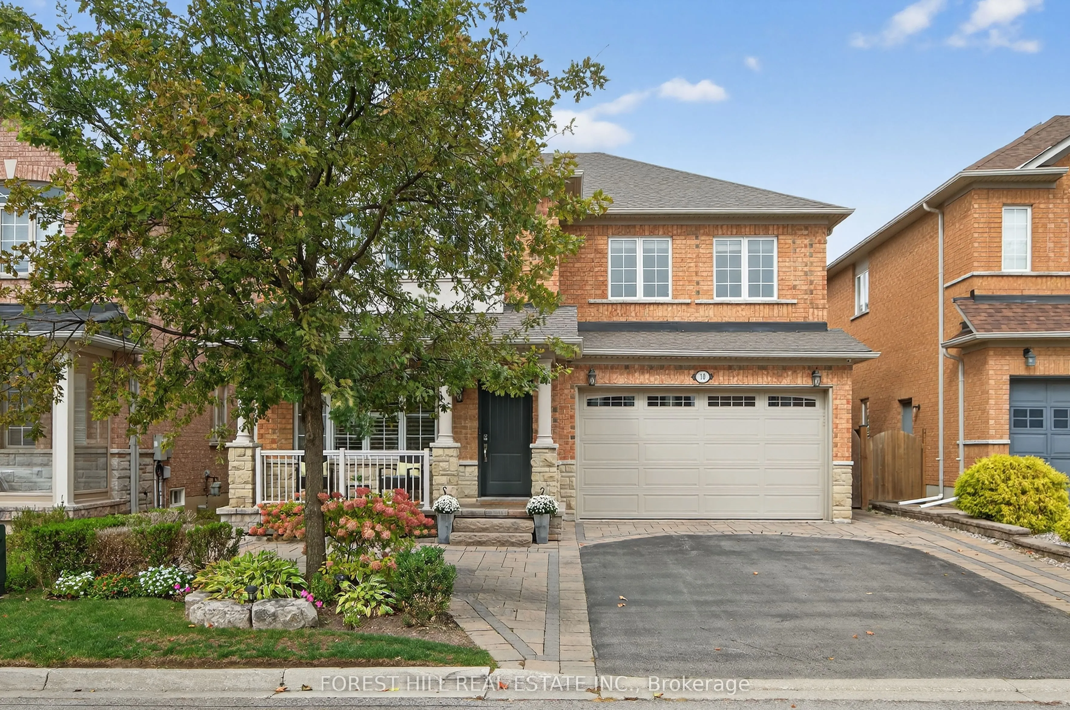 10 Mendel Crescent