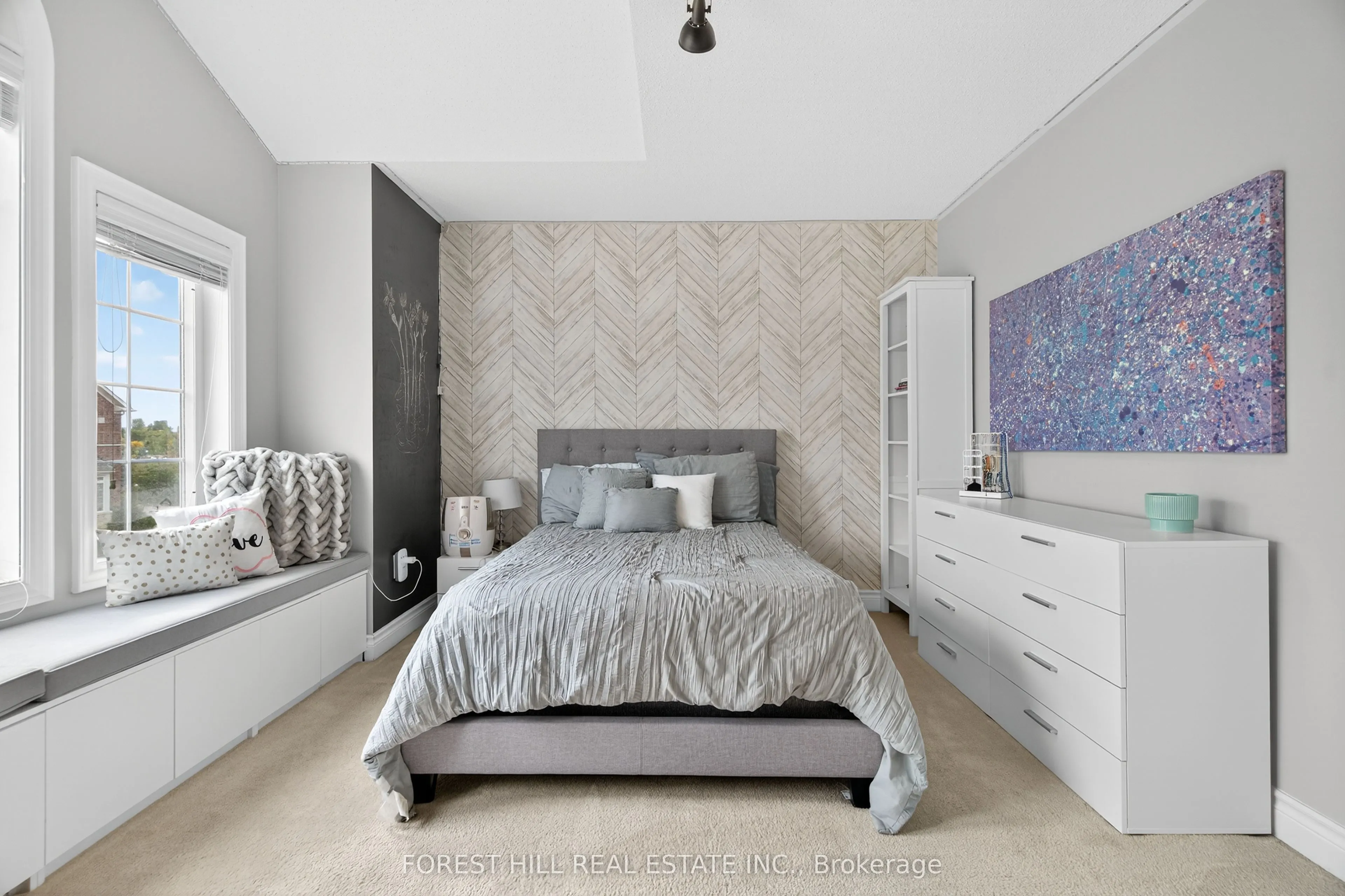 10 Mendel Crescent