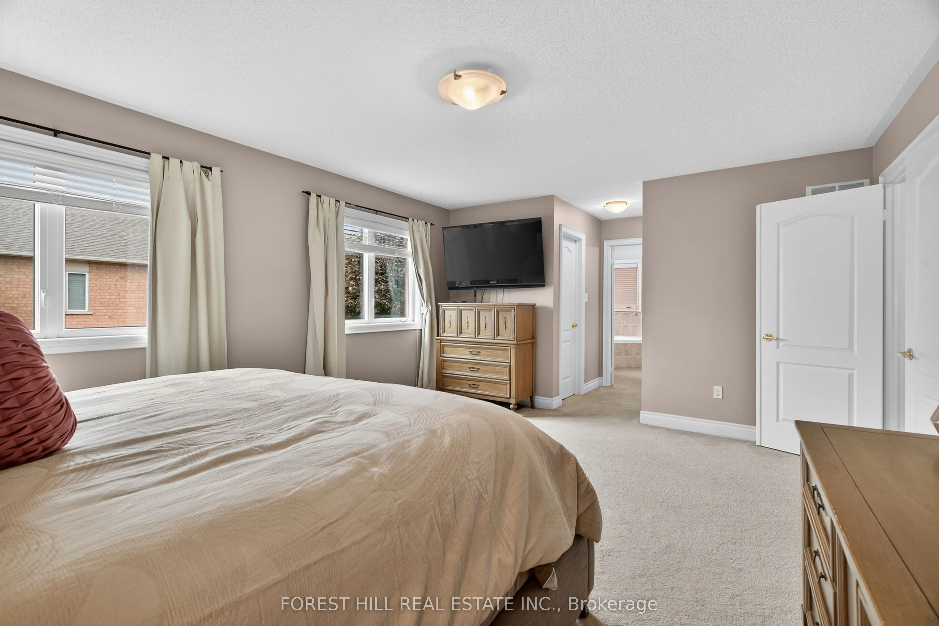 10 Mendel Crescent