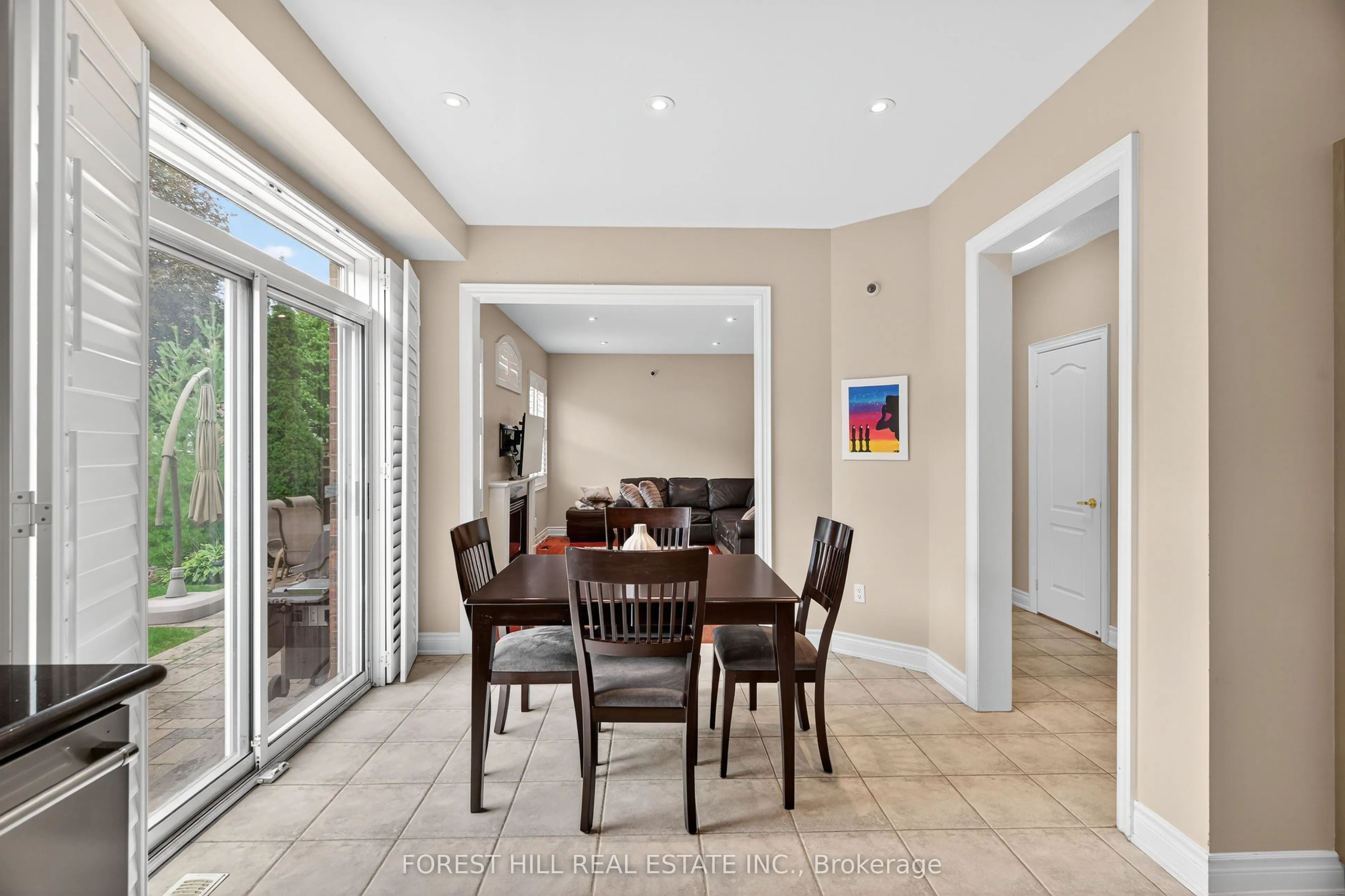 10 Mendel Crescent
