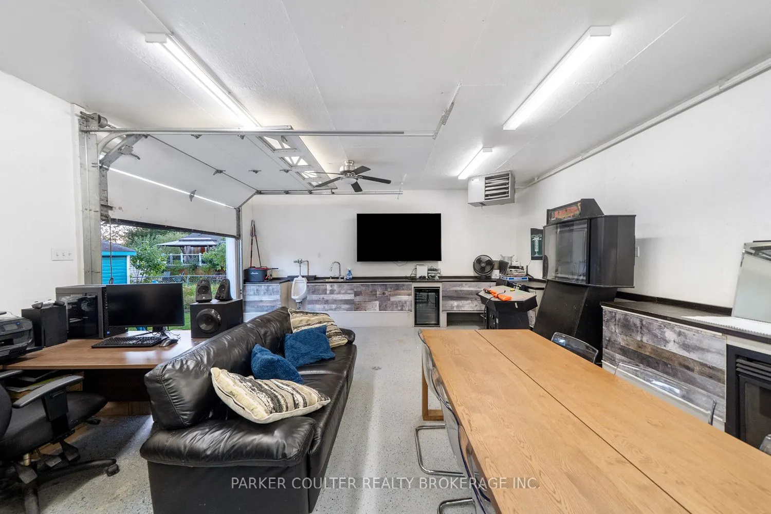 27148 Kennedy Road