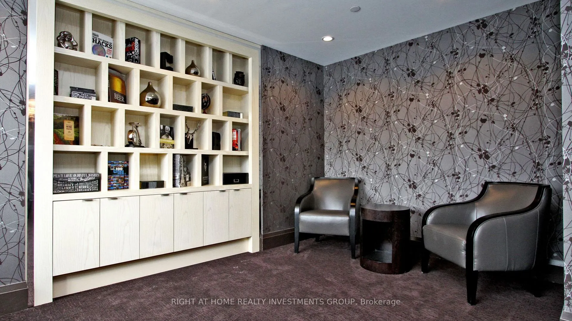 7608 Yonge Street, #430