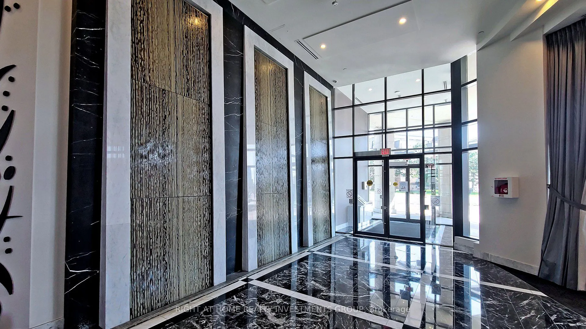 7608 Yonge Street, #430
