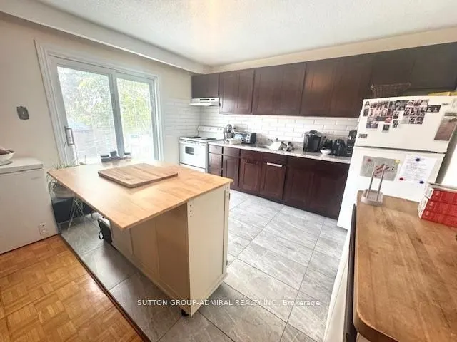 93 North Ridge Road