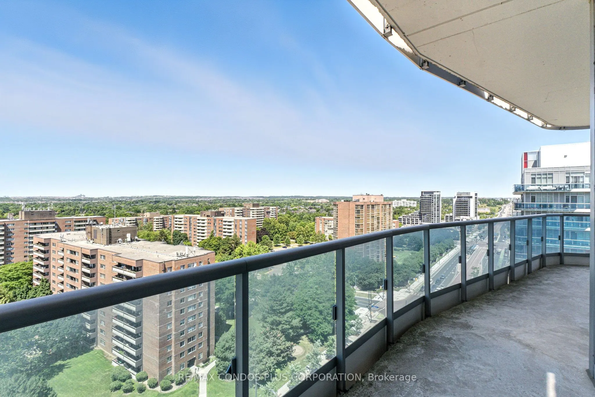 9471 Yonge Street, #Lph15
