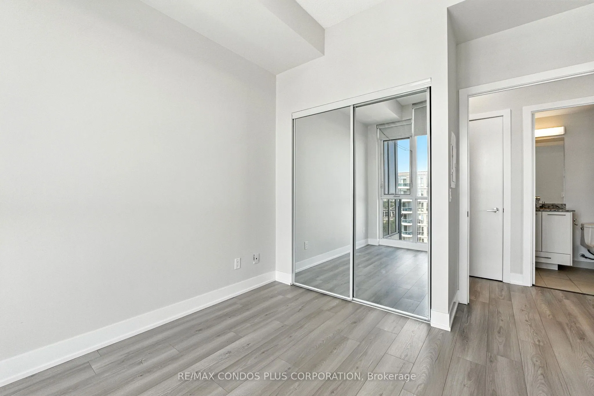 9471 Yonge Street, #Lph15