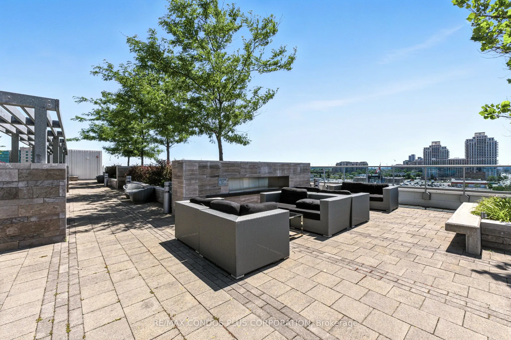 9471 Yonge Street, #Lph15